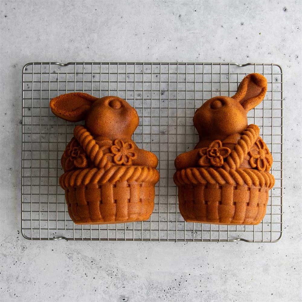 Nordic Ware Sepetteki Tavşan 3D Kek Kalıbı 26 x 36 cmNordic Ware