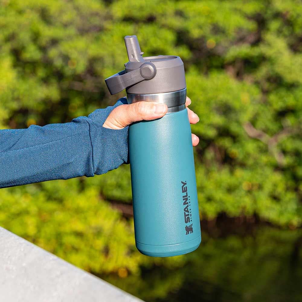 Stanley Go Iceflow Flip Straw Su Termosu 0,65 L PetrolStanley