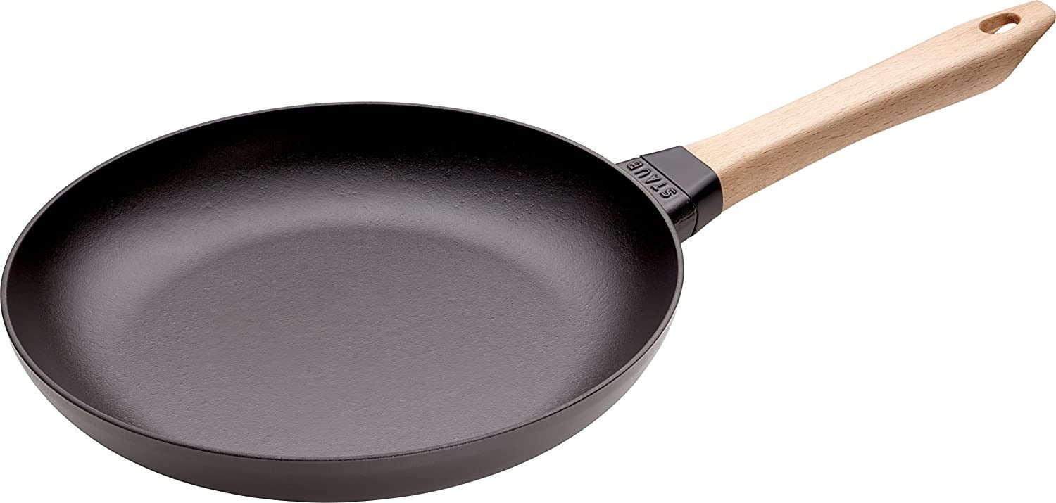 Staub Ahşap Saplı Döküm Tava 28 cmStaub