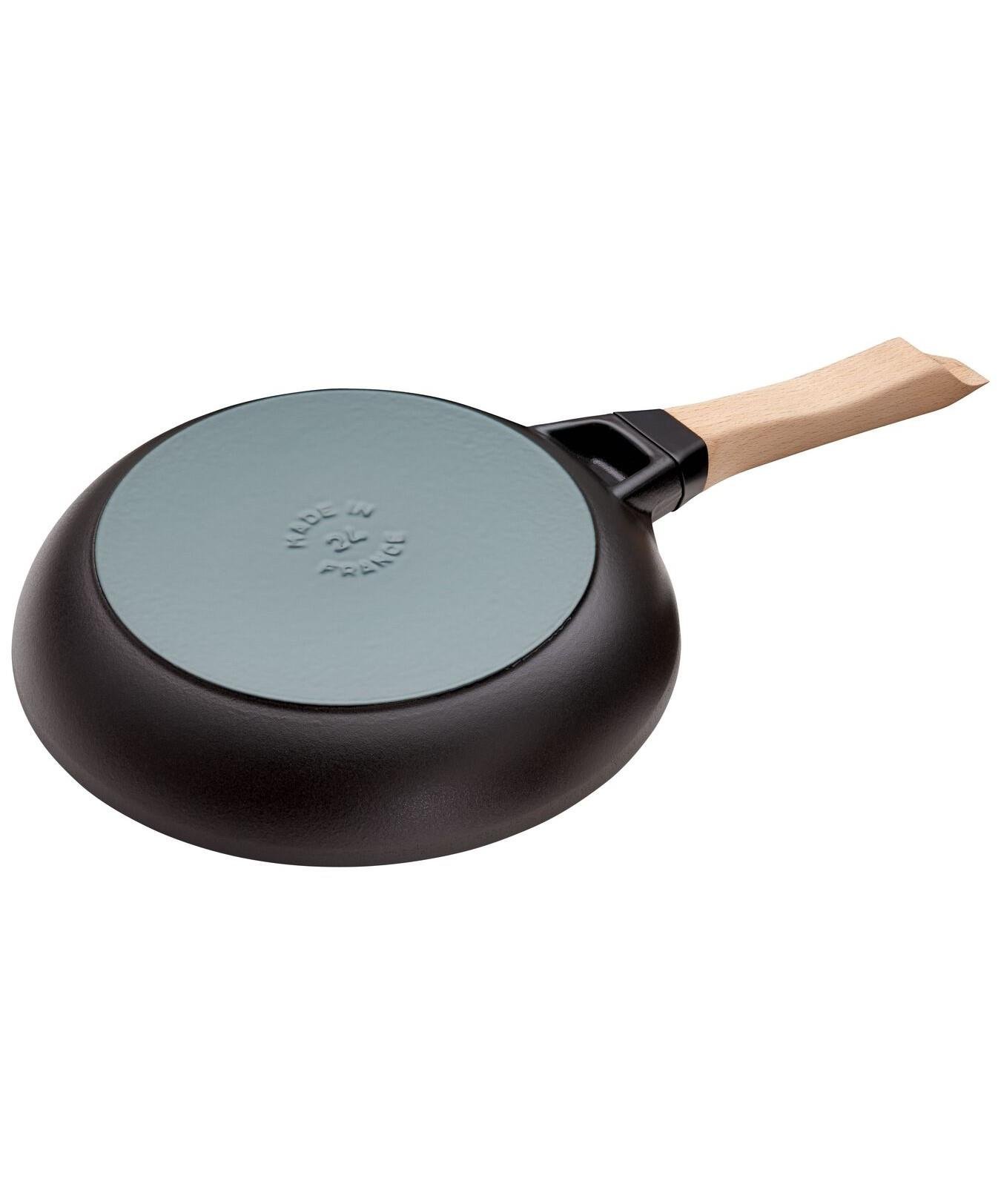 Staub B Döküm Kızartma Tavası Ahşap Saplı 24 cmStaub