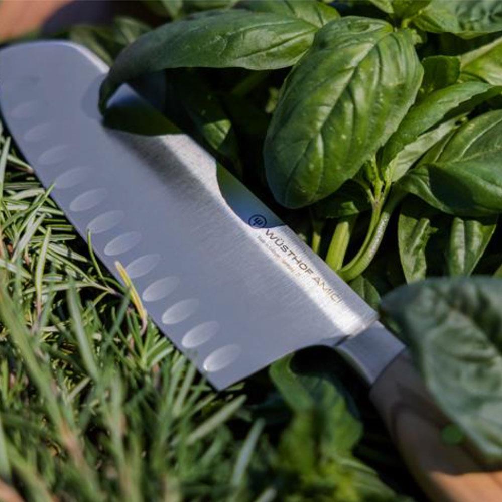 Wüsthof Amici Oluklu Santoku Bıçağı 17 cmWüsthof