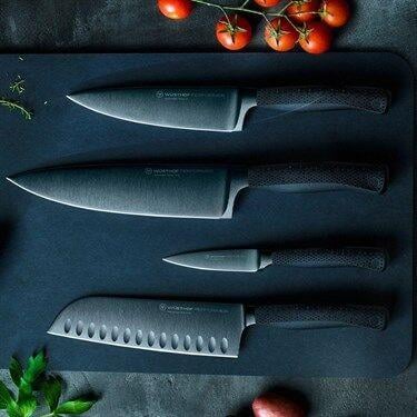 Wüsthof Performer Oluklu Santoku Bıçağı 17 cmWüsthof