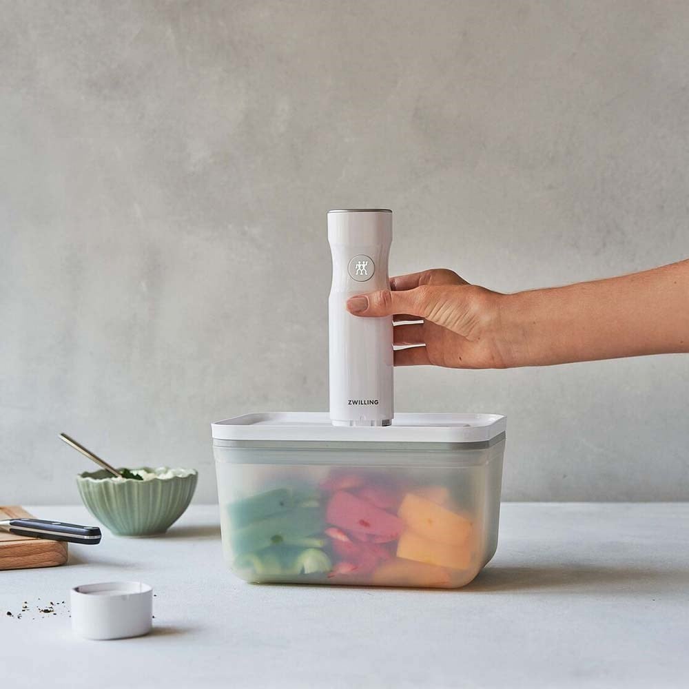 Zwilling Fresh & Save Vakumlu Saklama Kabı L Boyut 2,3 L Yarı Şeffaf-GriZwilling