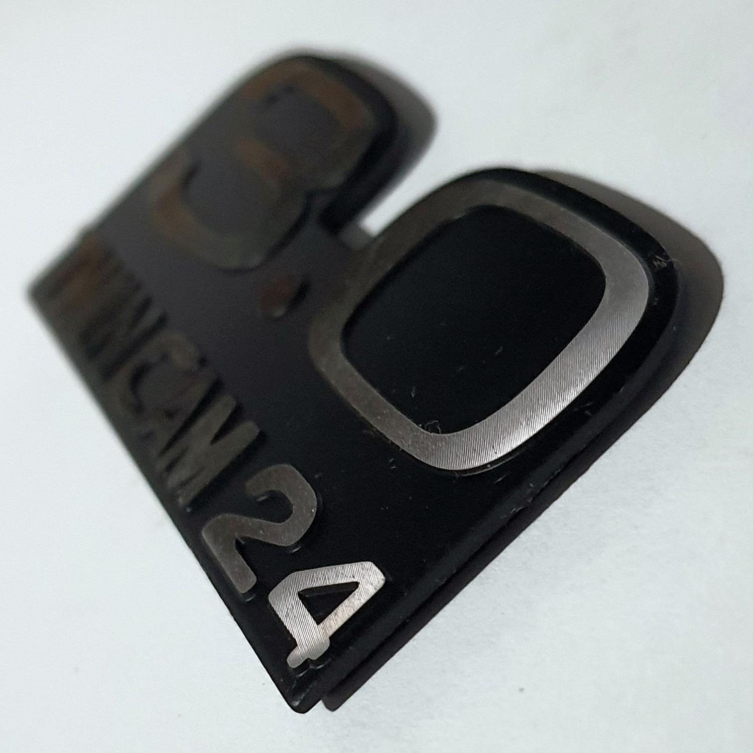 3.0 TWIN CAM 24 Metal Amblem 35mm x 80mm x 2mm