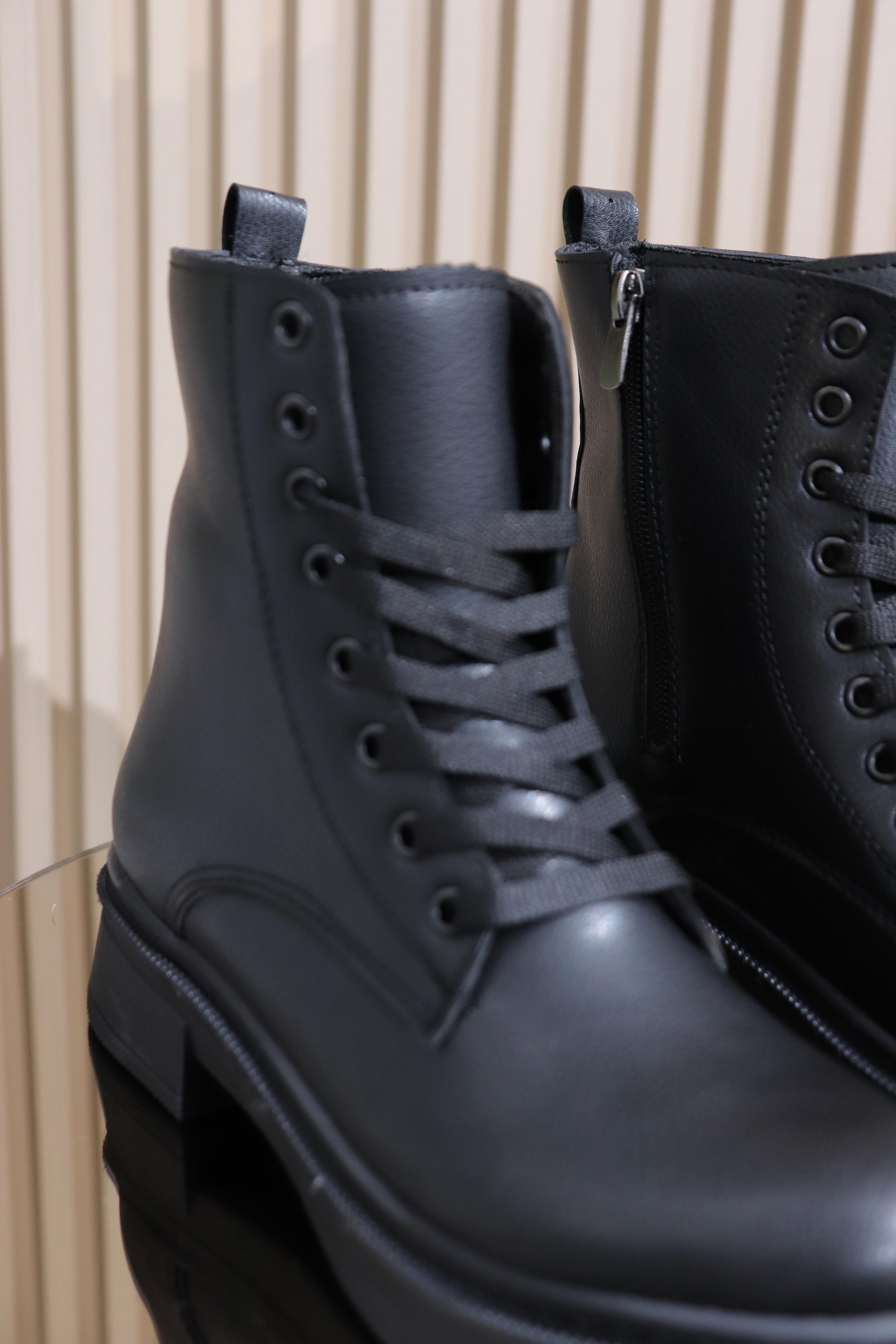 BAĞCIKLI KADIN BOT 1133