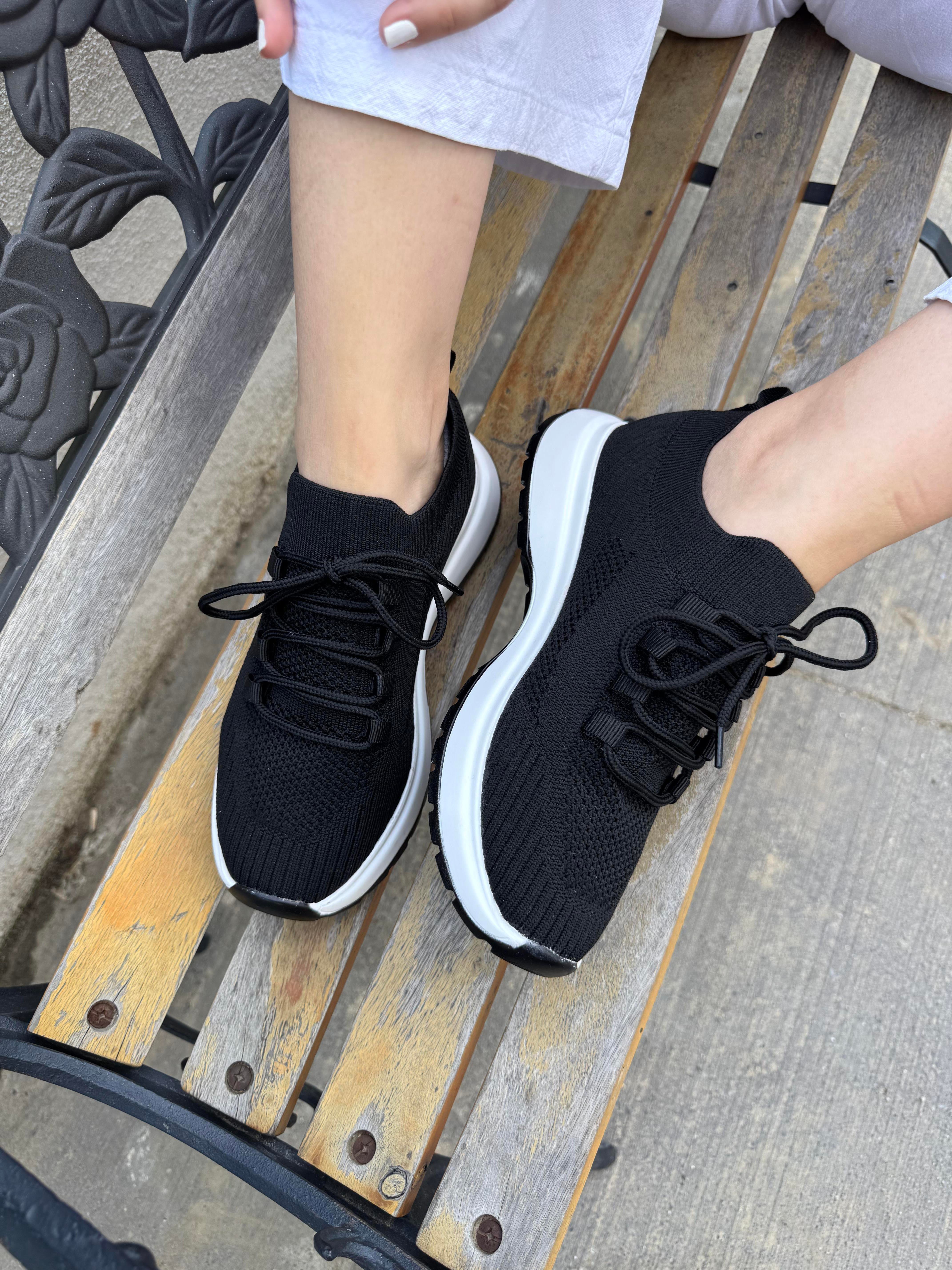 BEZ KADIN SPOR AYAKKABI 588-2