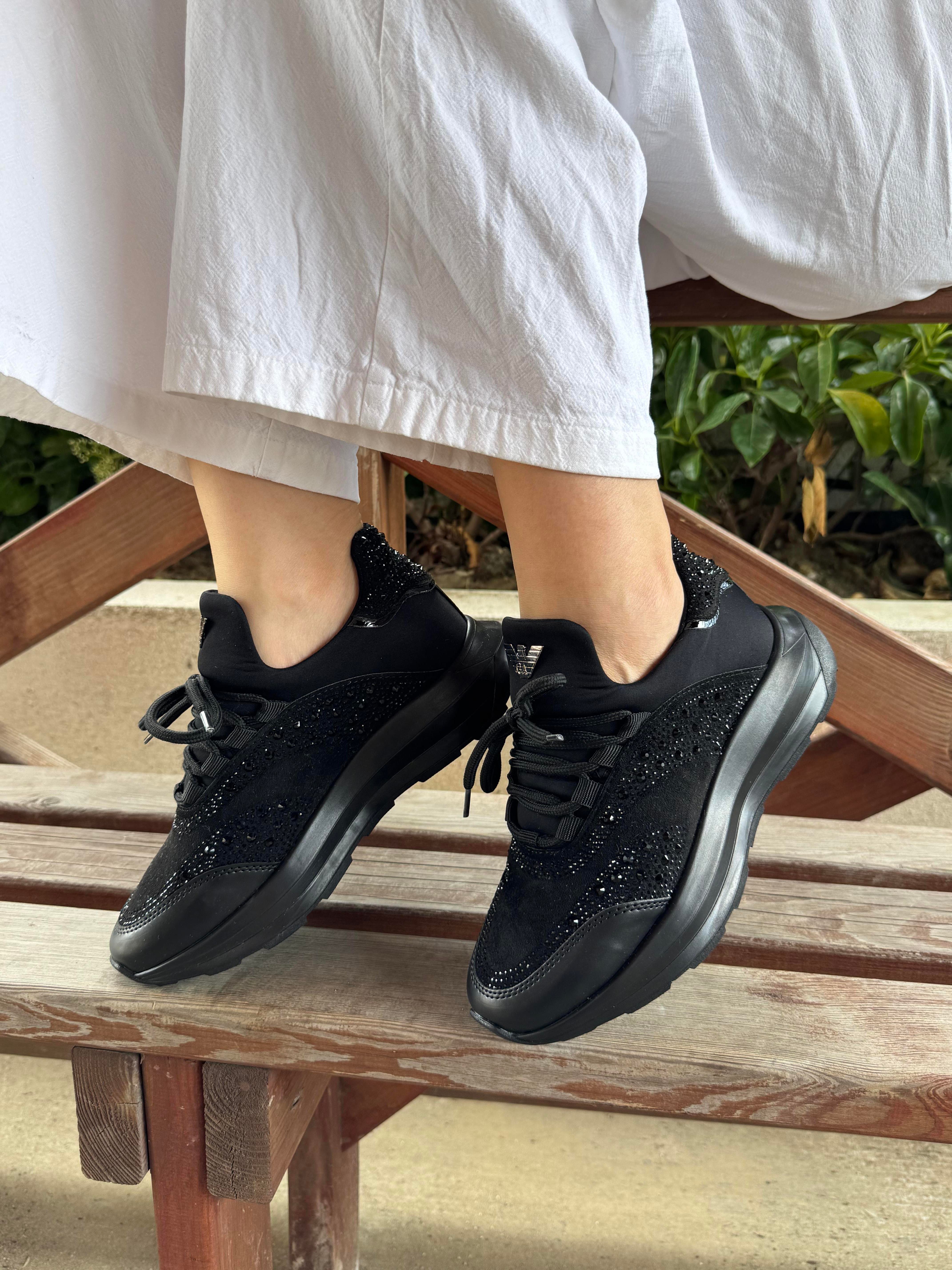 BONCUKLU TREND KADIN SPOR AYAKKABI 2025