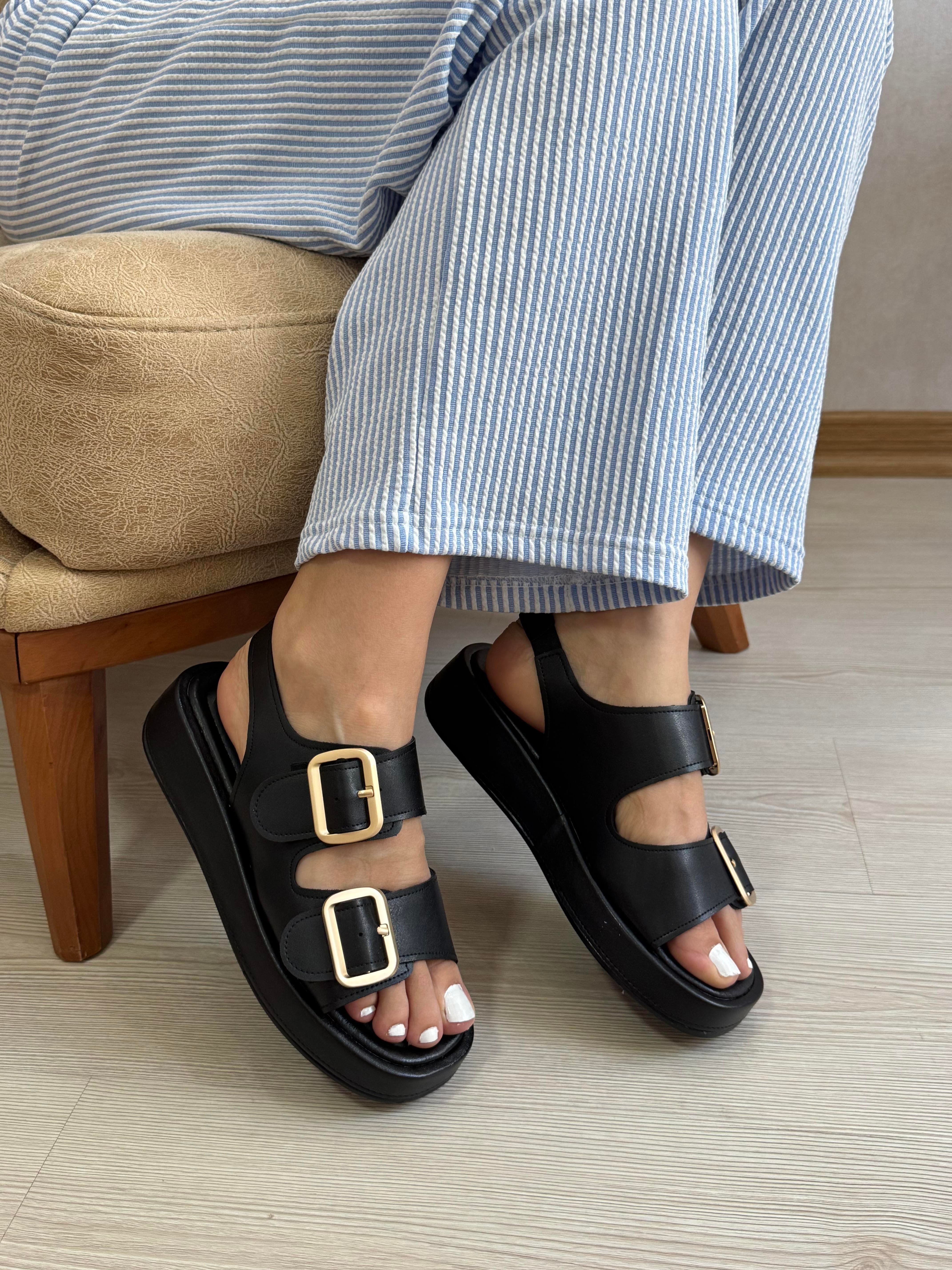 ÇİFT KEMER TOKALI KADIN SANDALET 252