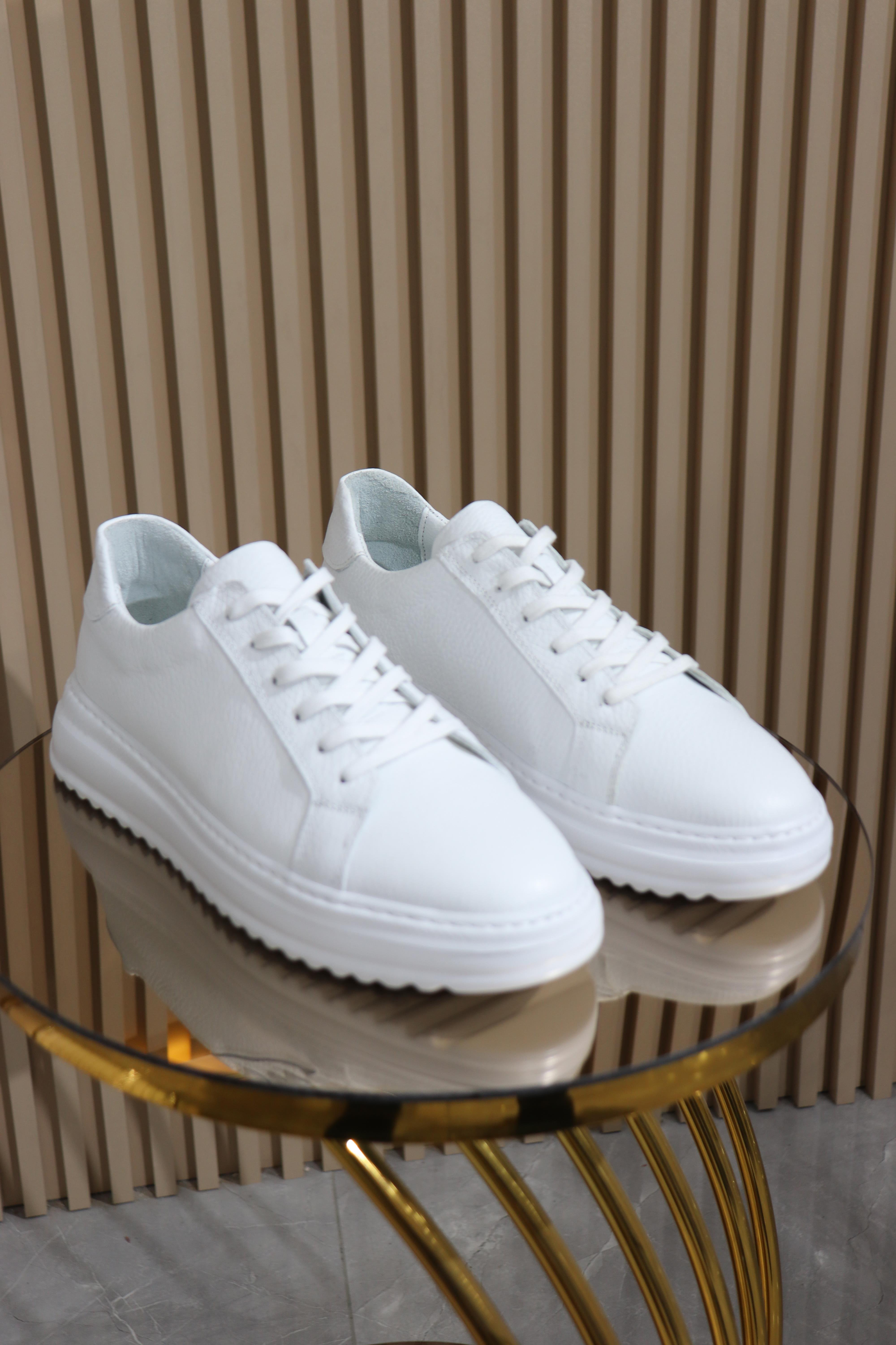 HAKİKİ DERİ BAĞCIKLI ERKEK SPOR AYAKKABI S-006