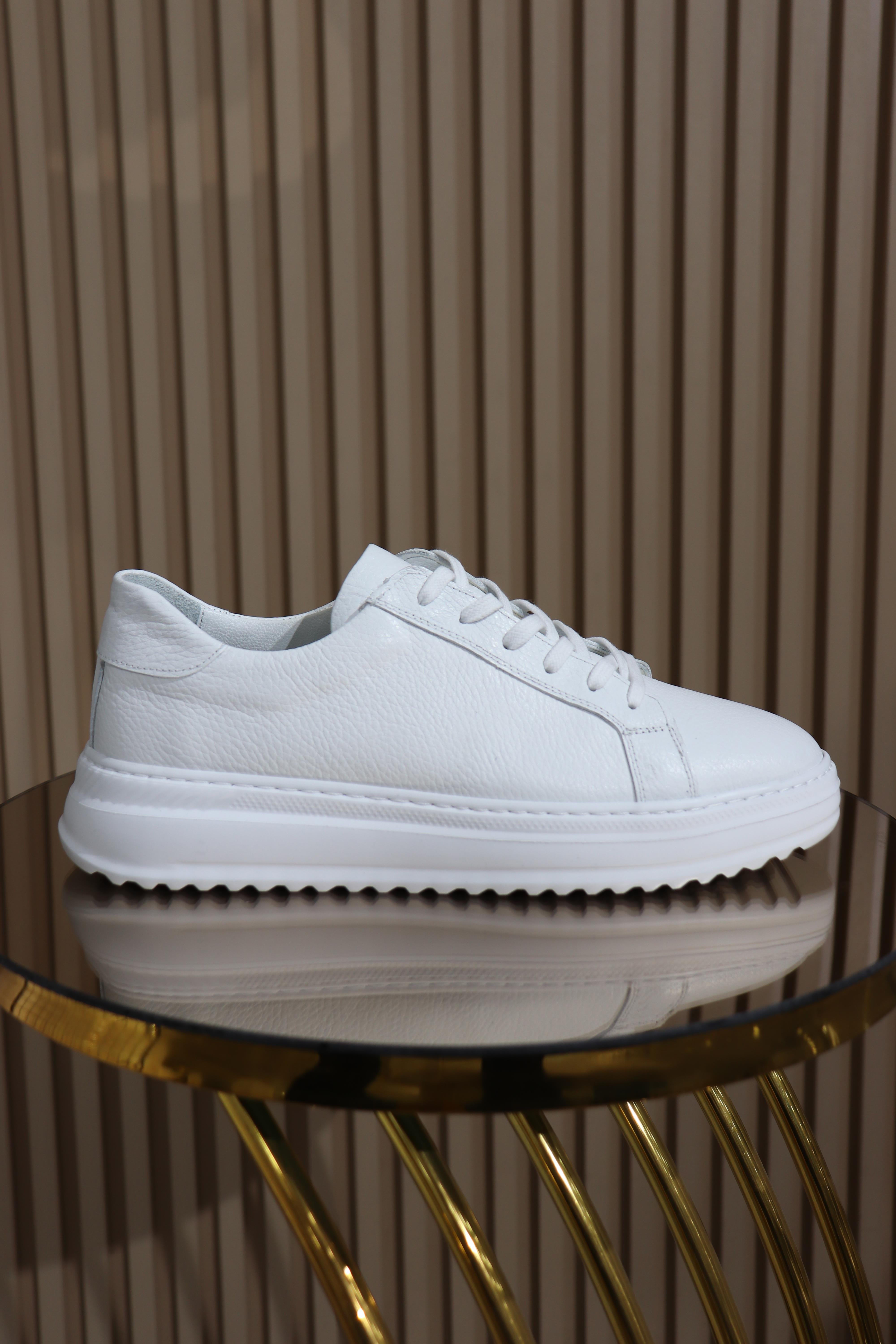 HAKİKİ DERİ BAĞCIKLI ERKEK SPOR AYAKKABI S-006