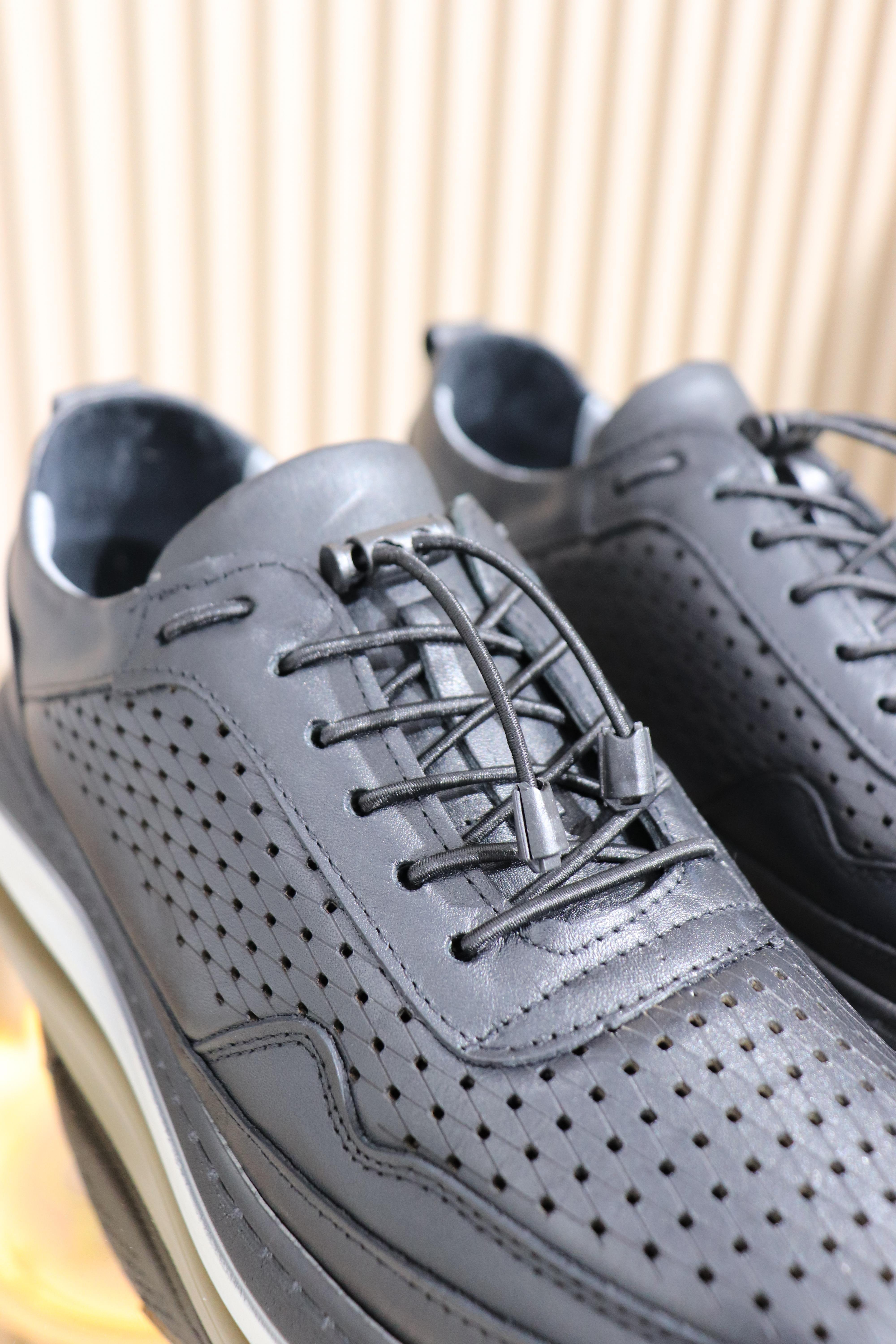 HAKİKİ DERİ DELİKLİ ERKEK SPOR AYAKKABI S-003