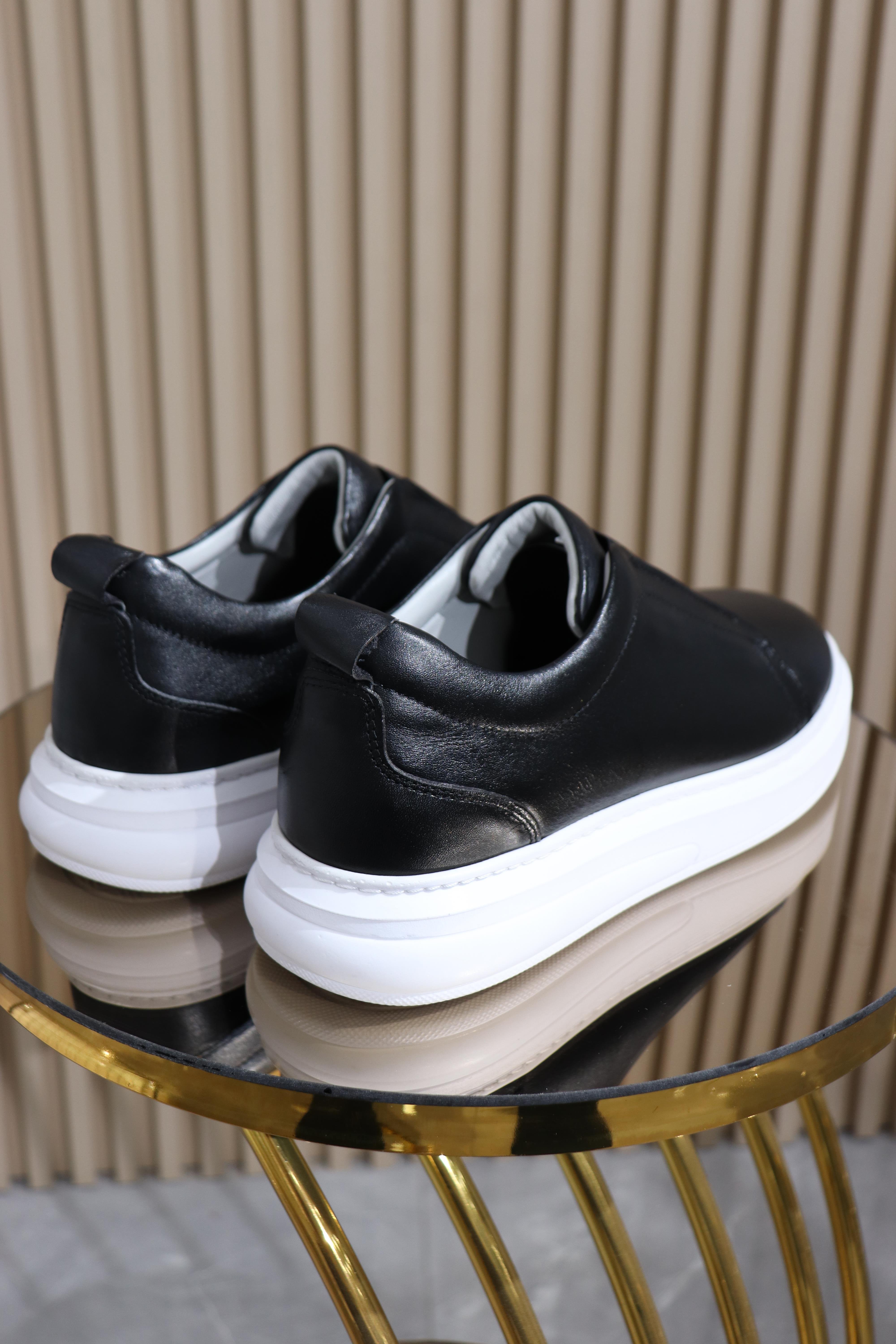 HAKİKİ DERİ LASTİKLİ ERKEK SPOR AYAKKABI S-009