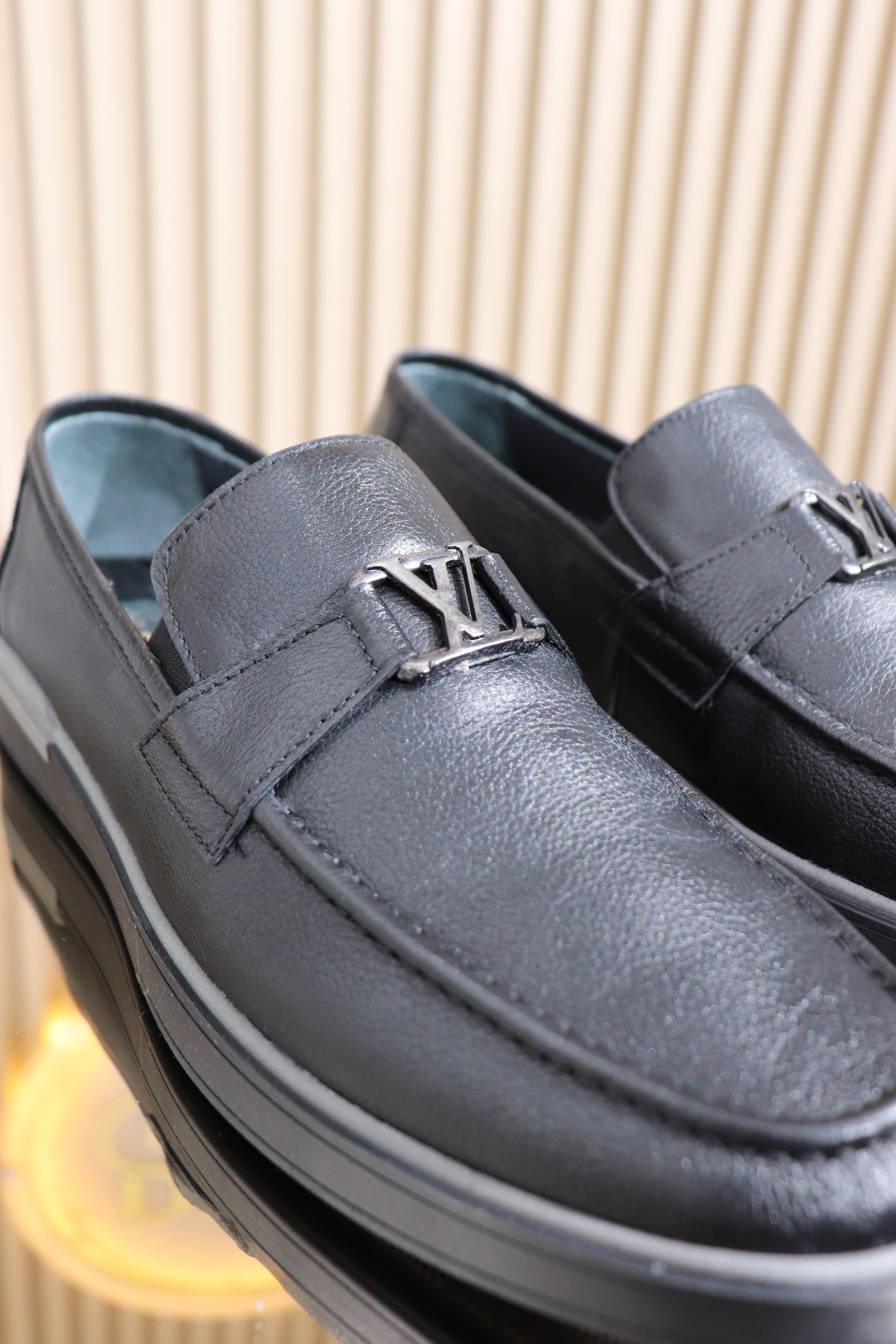 HAKİKİ DERİ TOKALI ERKEK BABET AYAKKABI B-009