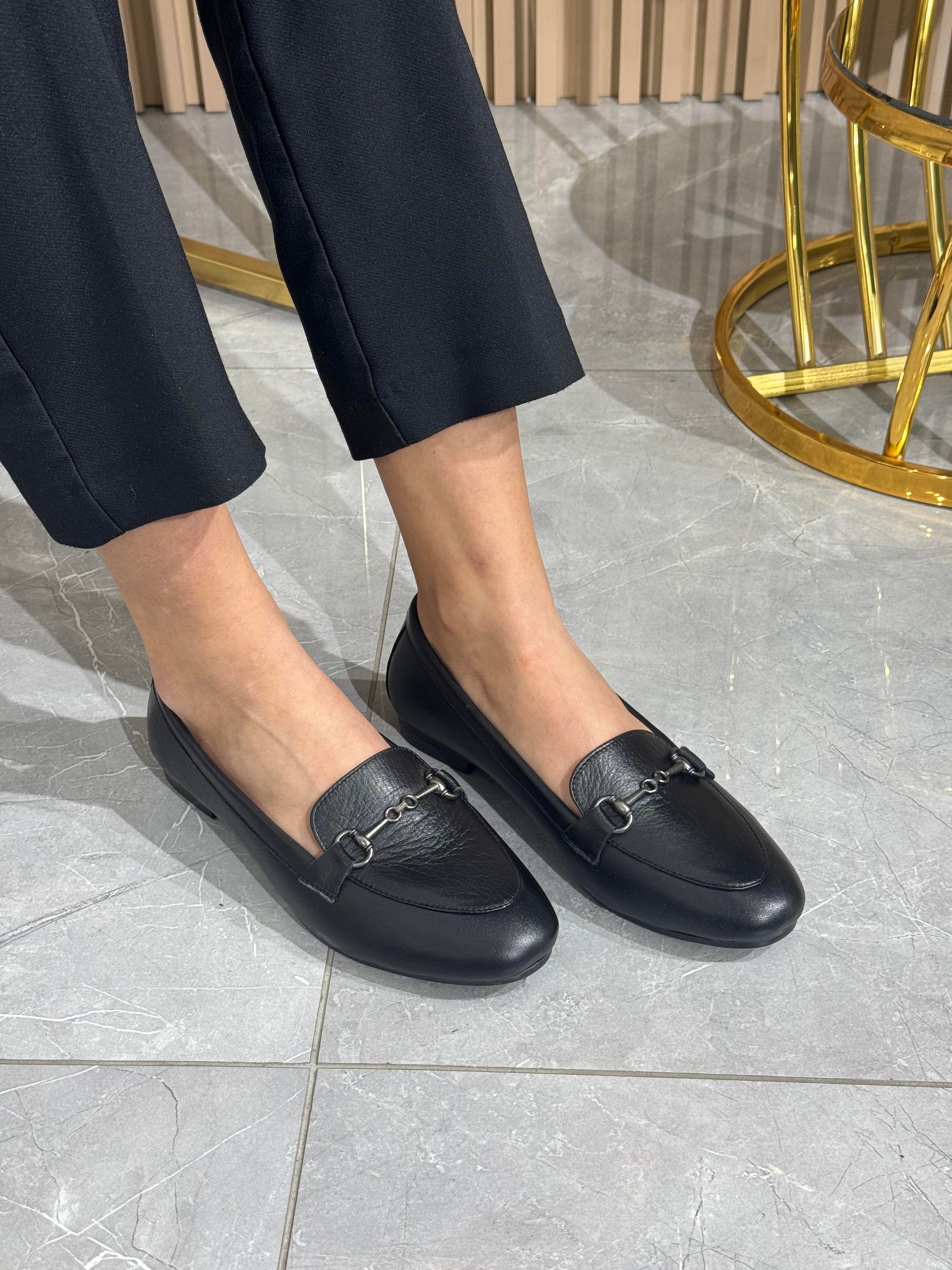 Hakiki Deri Tokalı Kadın Babet Ayakkabı 102