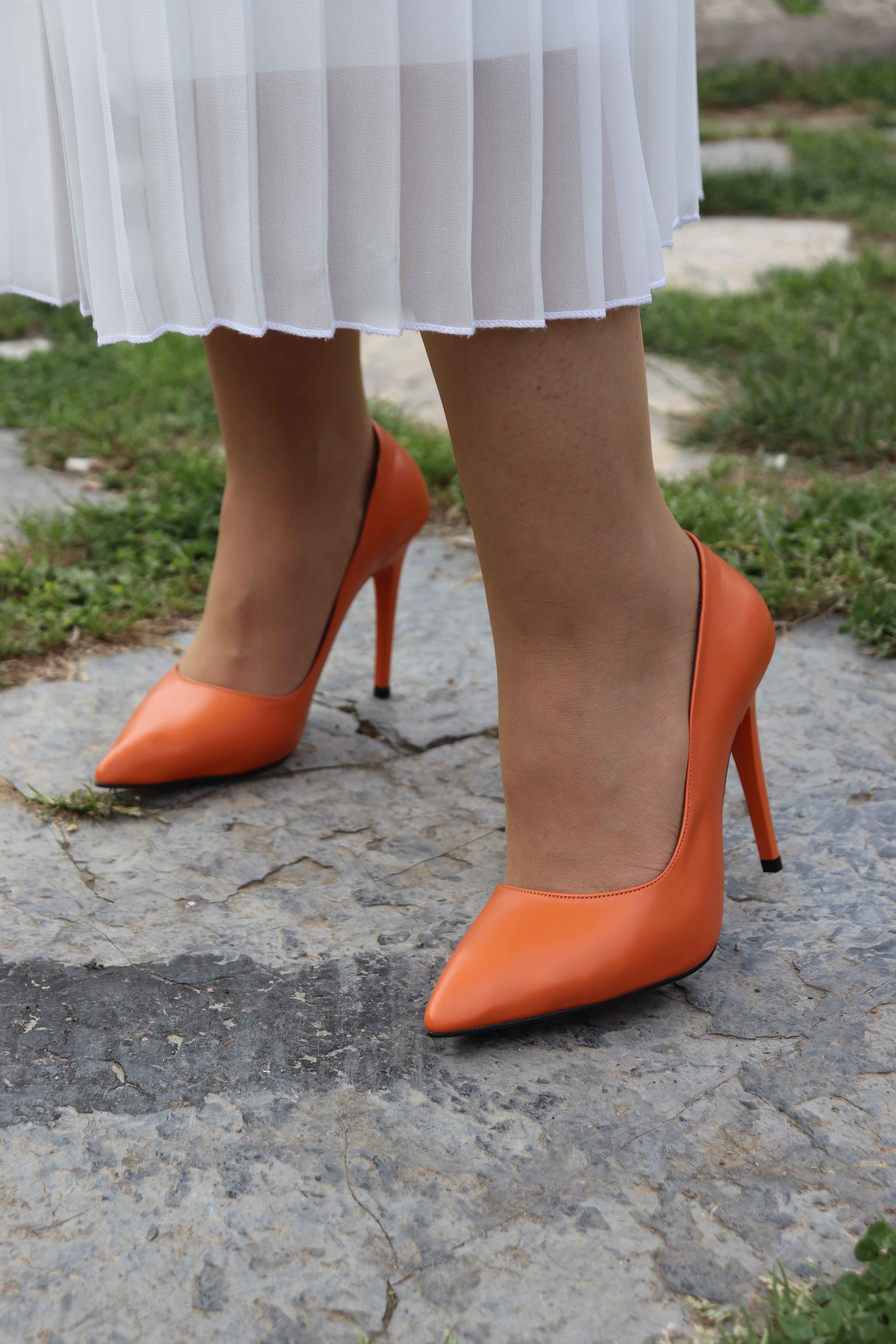 Kapalı Stiletto Topuklu Ayakkabı 511