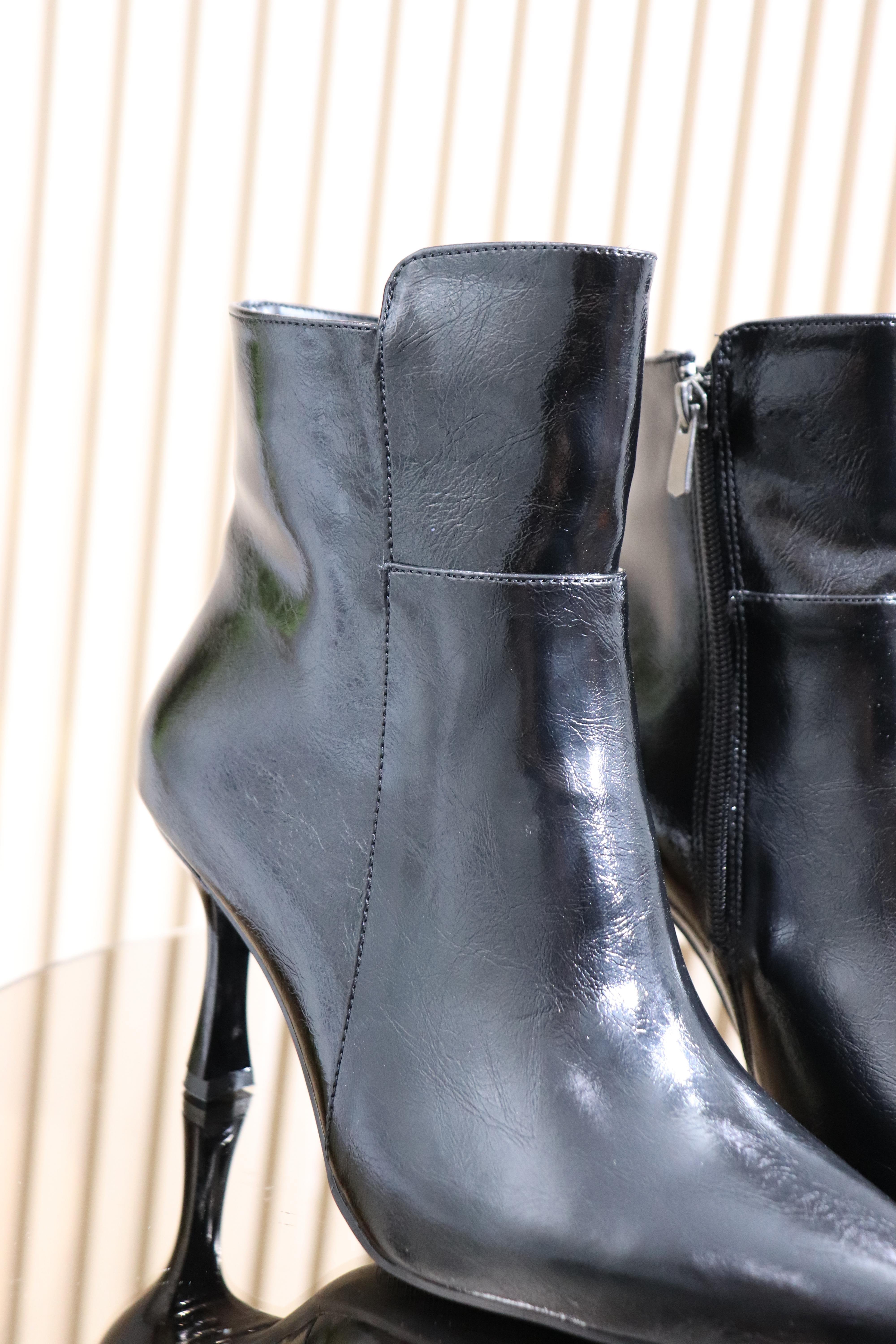 PARLAK TOPUKLU KADIN BOT 194