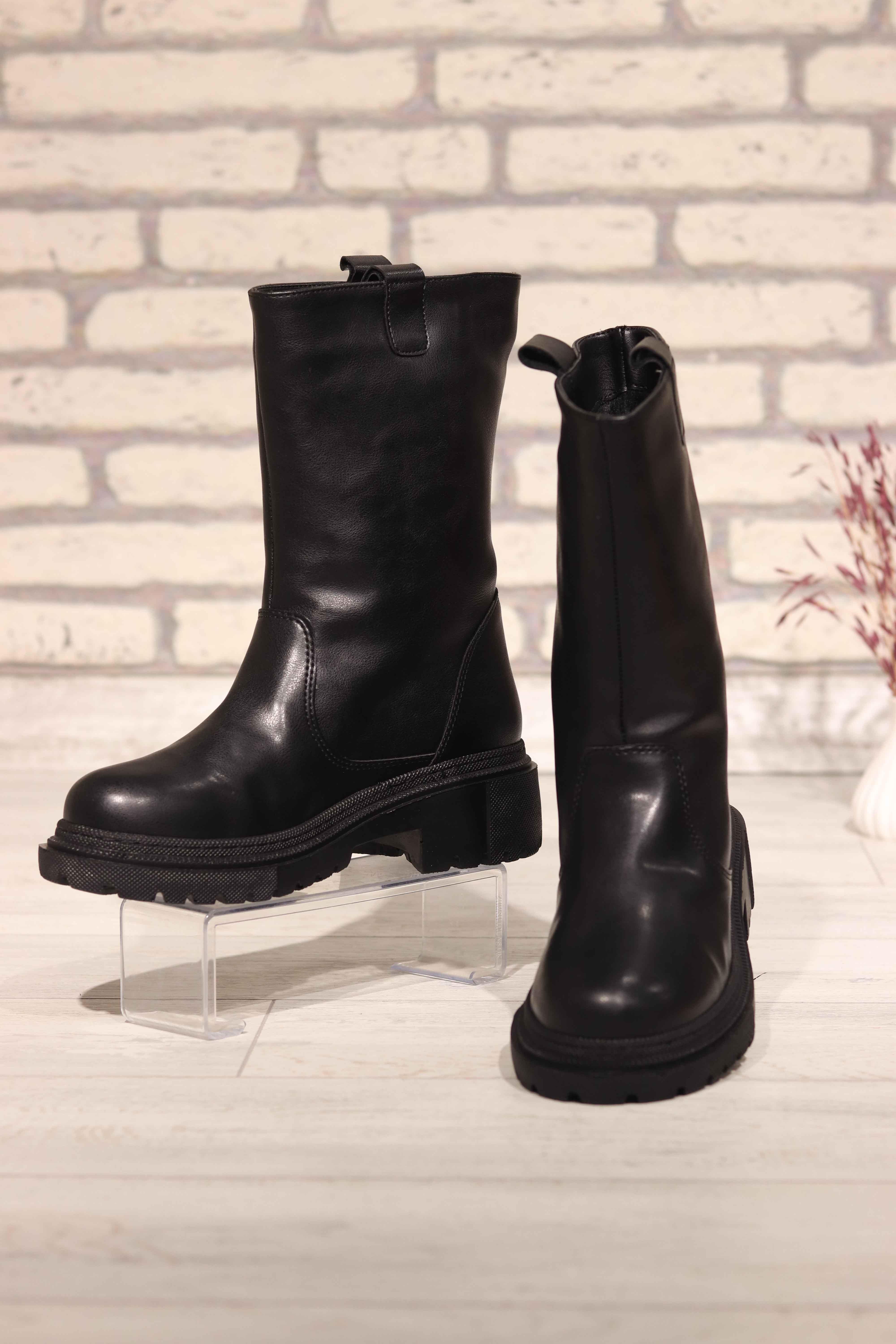 Postal Kadın Bot 280 - SIYAH