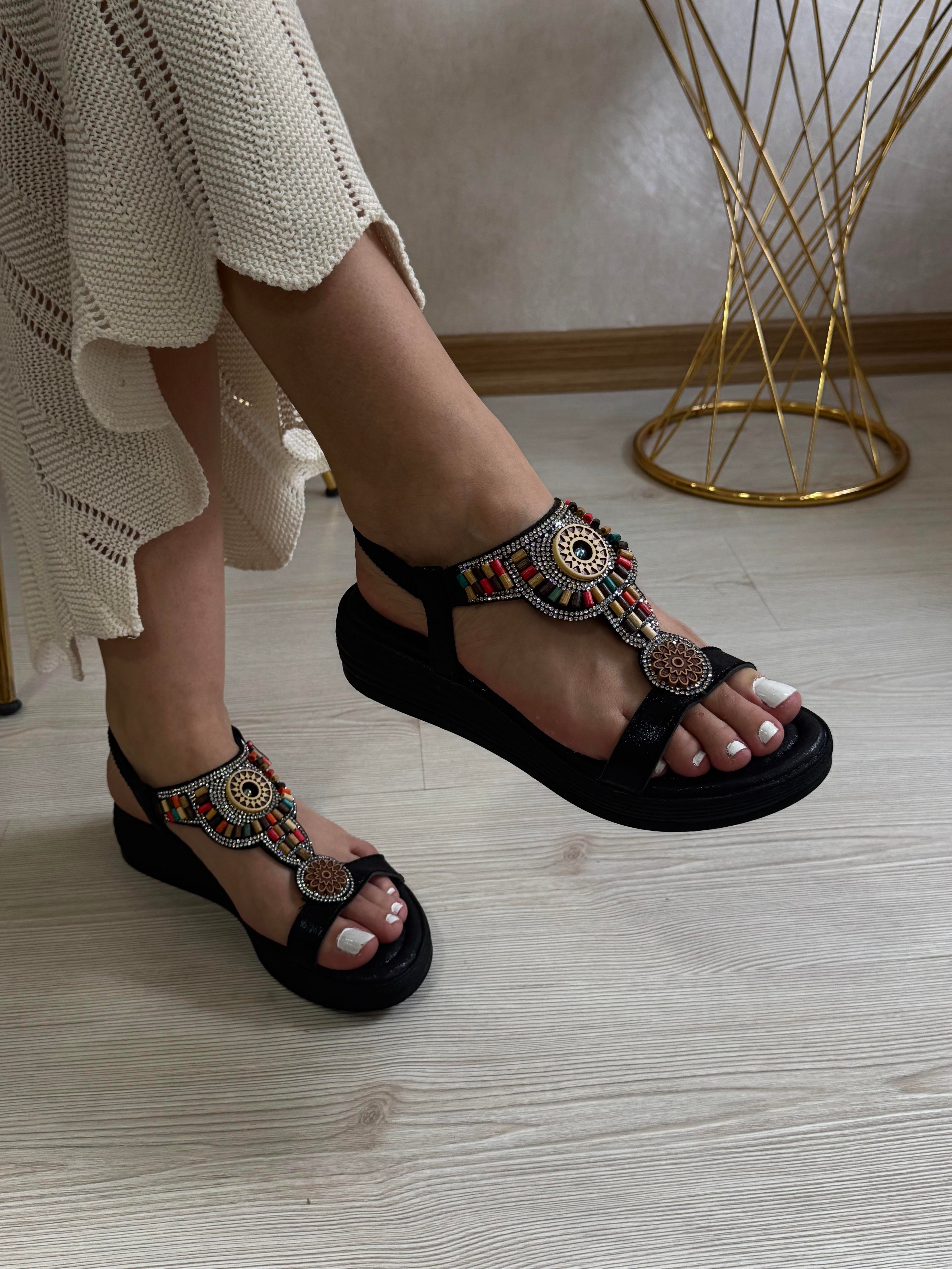 TAŞLI BONCUKLU KADIN SANDALET S06