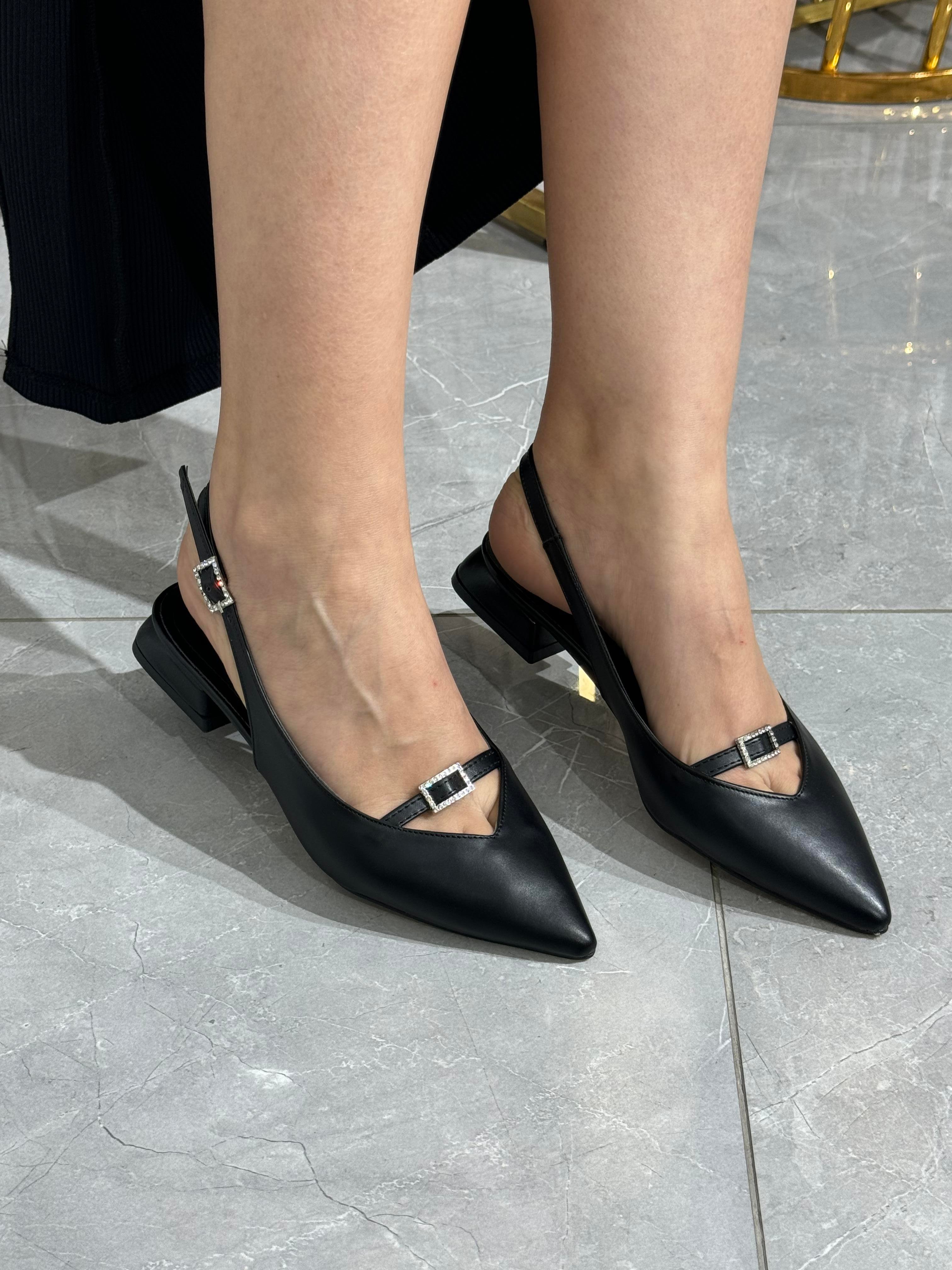 TAŞLI TOKALI KADIN BABET AYAKKABI B-003