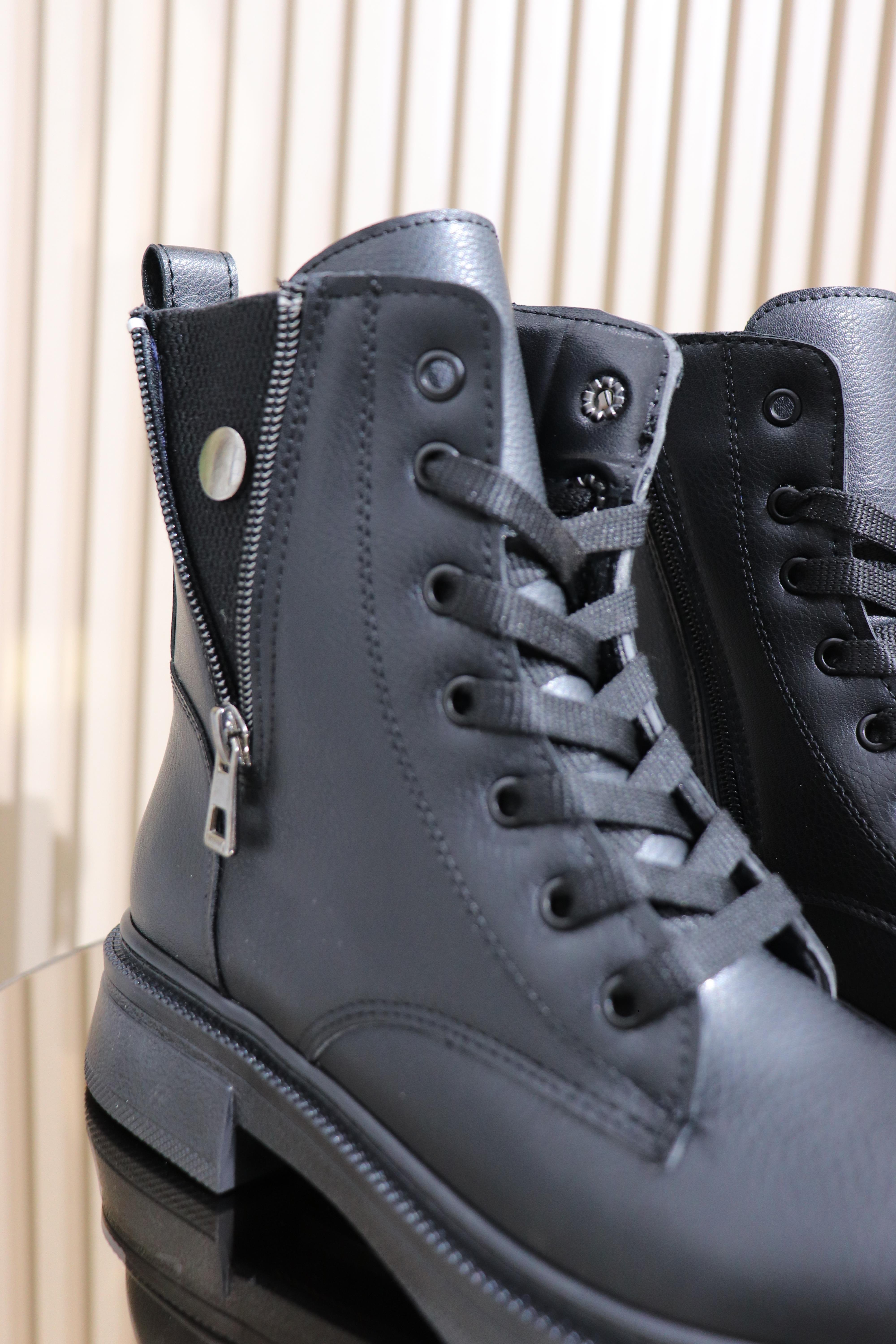 YANI LASTİKLİ KADIN BOT 200