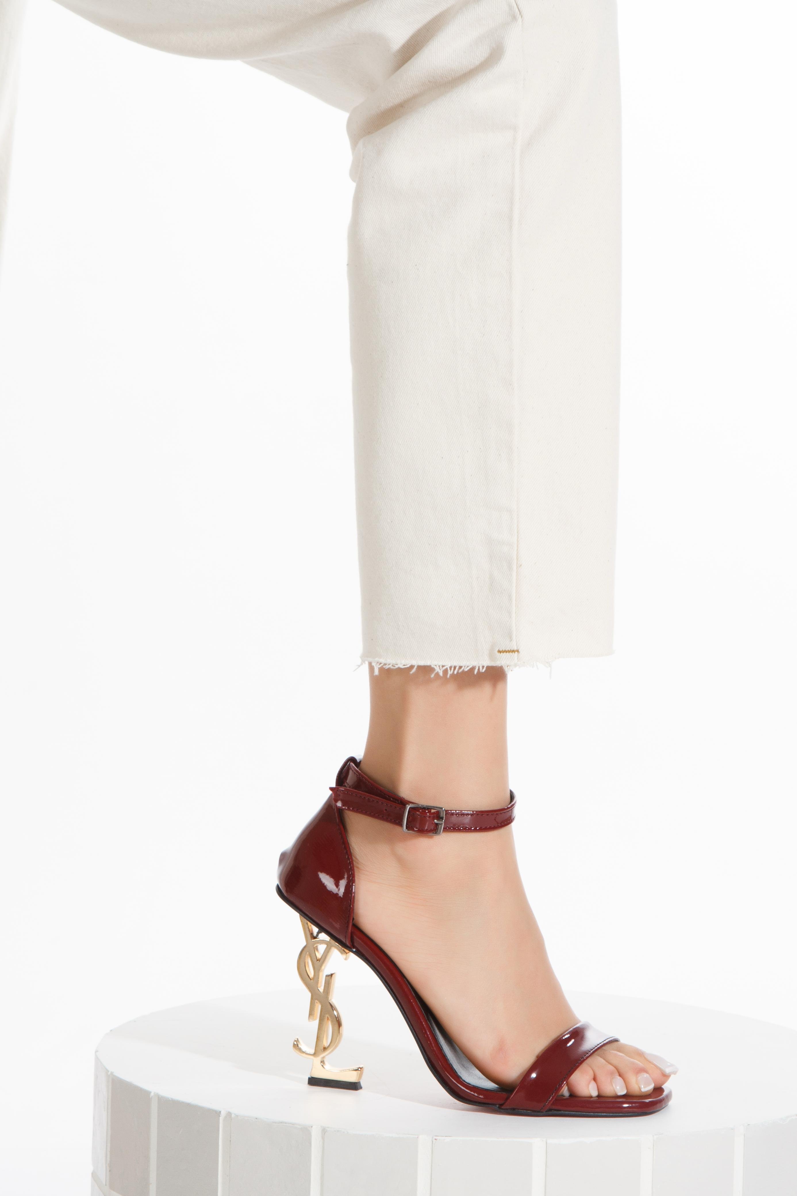 YENİ SEZON TREND KADIN TOPUKLU AYAKKABI T-007