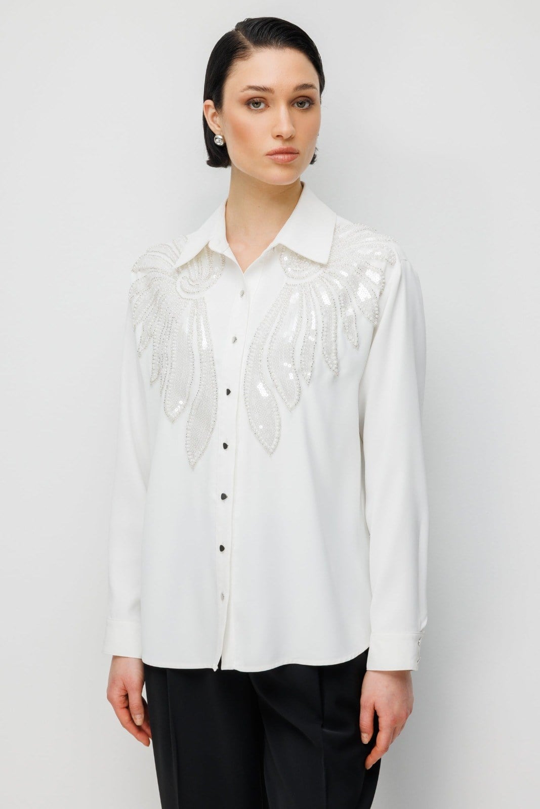 MODA İLGİ Aplikeli Oversize Gömlek 10121 Ekru