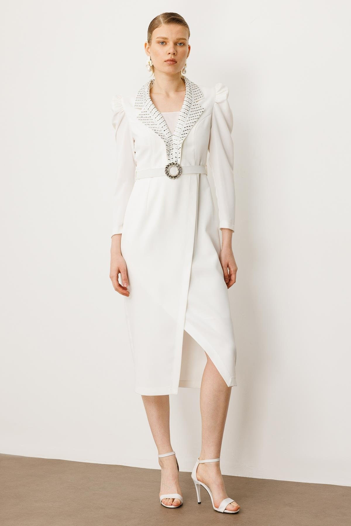 MODA İLGİ Yakası Taşlı Elbise 06641 Ekru