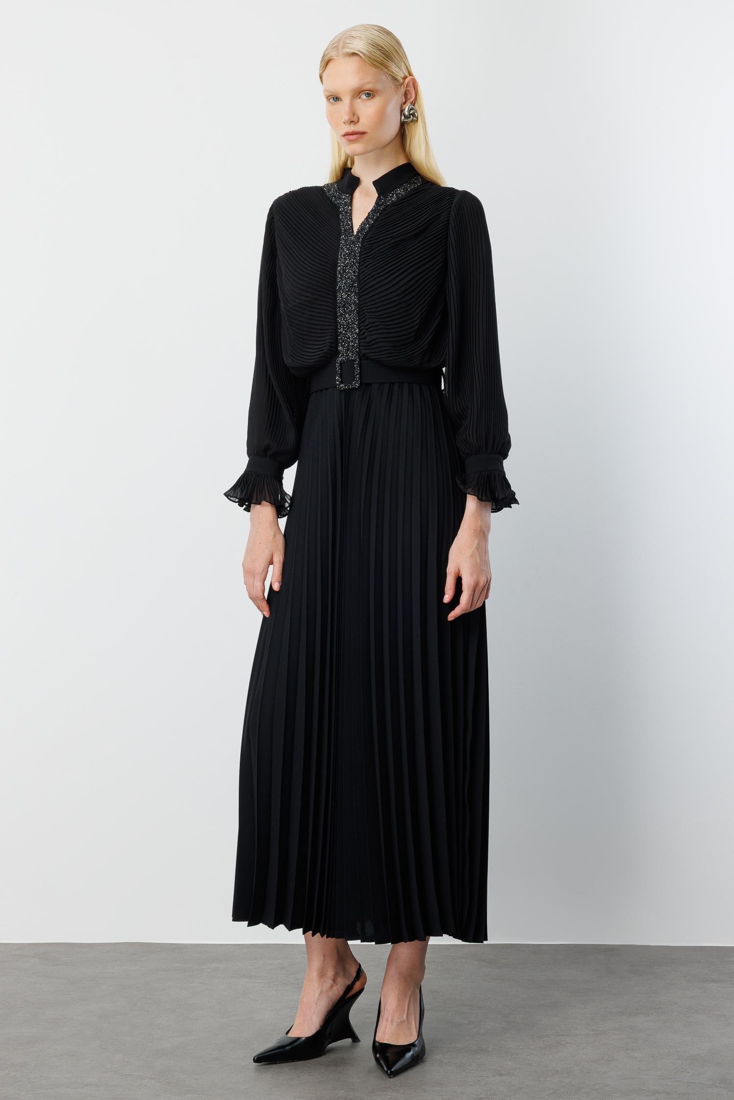 MODAİLGİ TAŞLI PLİSELİ ELBİSE 60060 Siyah