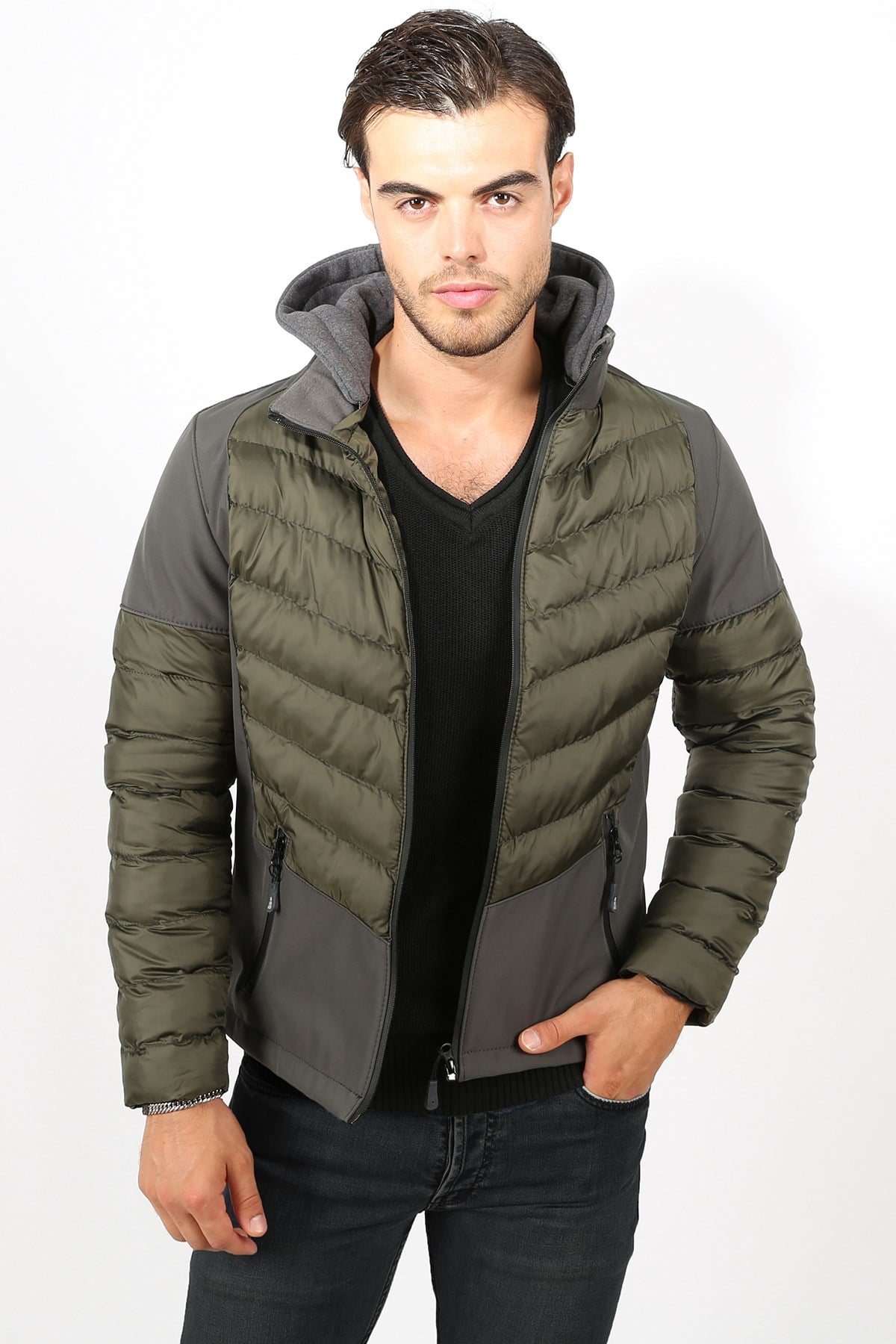 Dar Kesim Su ve Rüzgar Geçirmez Softshell Mont
