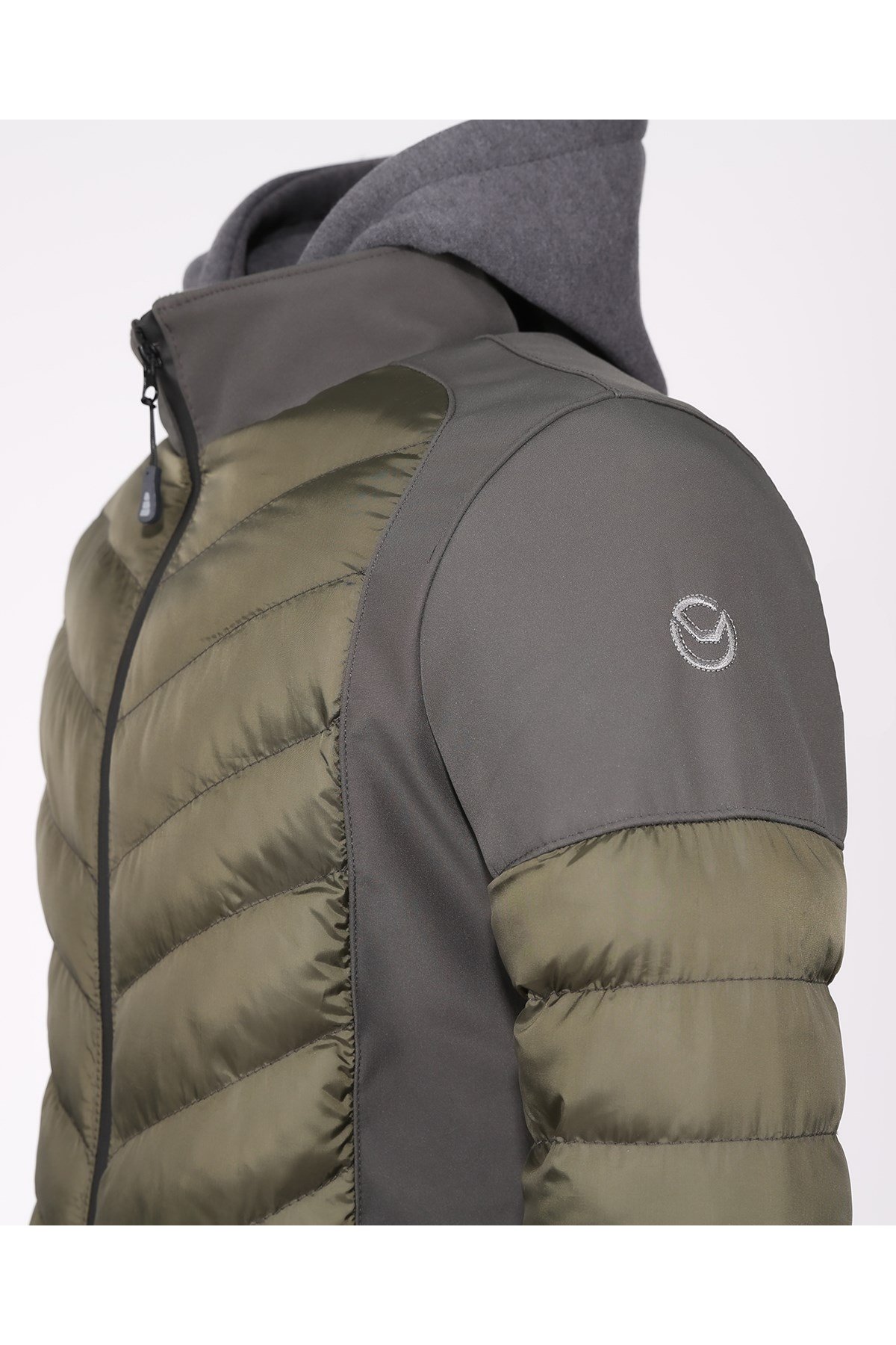 Delpino Erkek Dar Kesim Su ve Rüzgar Geçirmez Softshell Mont