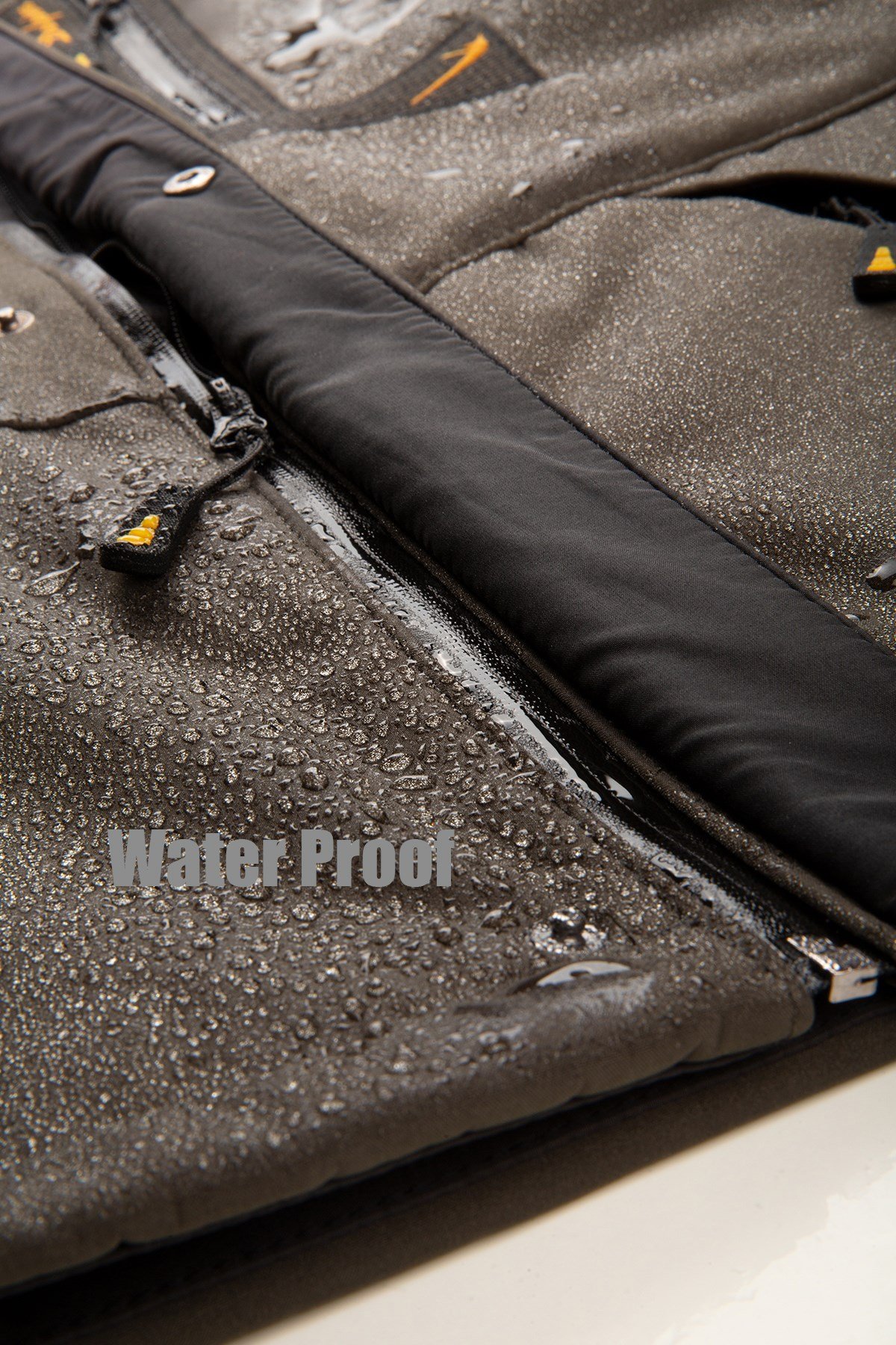 Delpino Erkek Su ve Rüzgar Geçirmez Softshell Mont