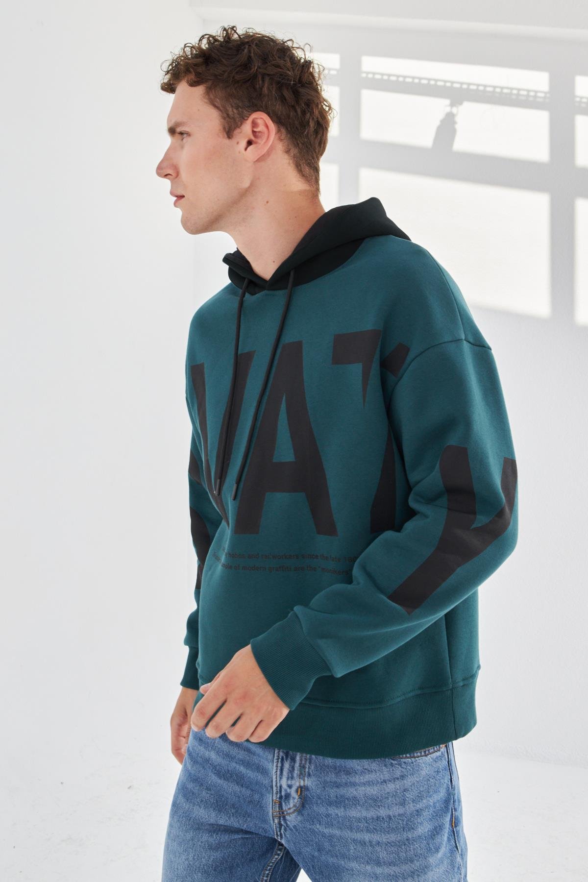 Kapüşonlu Yarım Oversize Sweatshirt