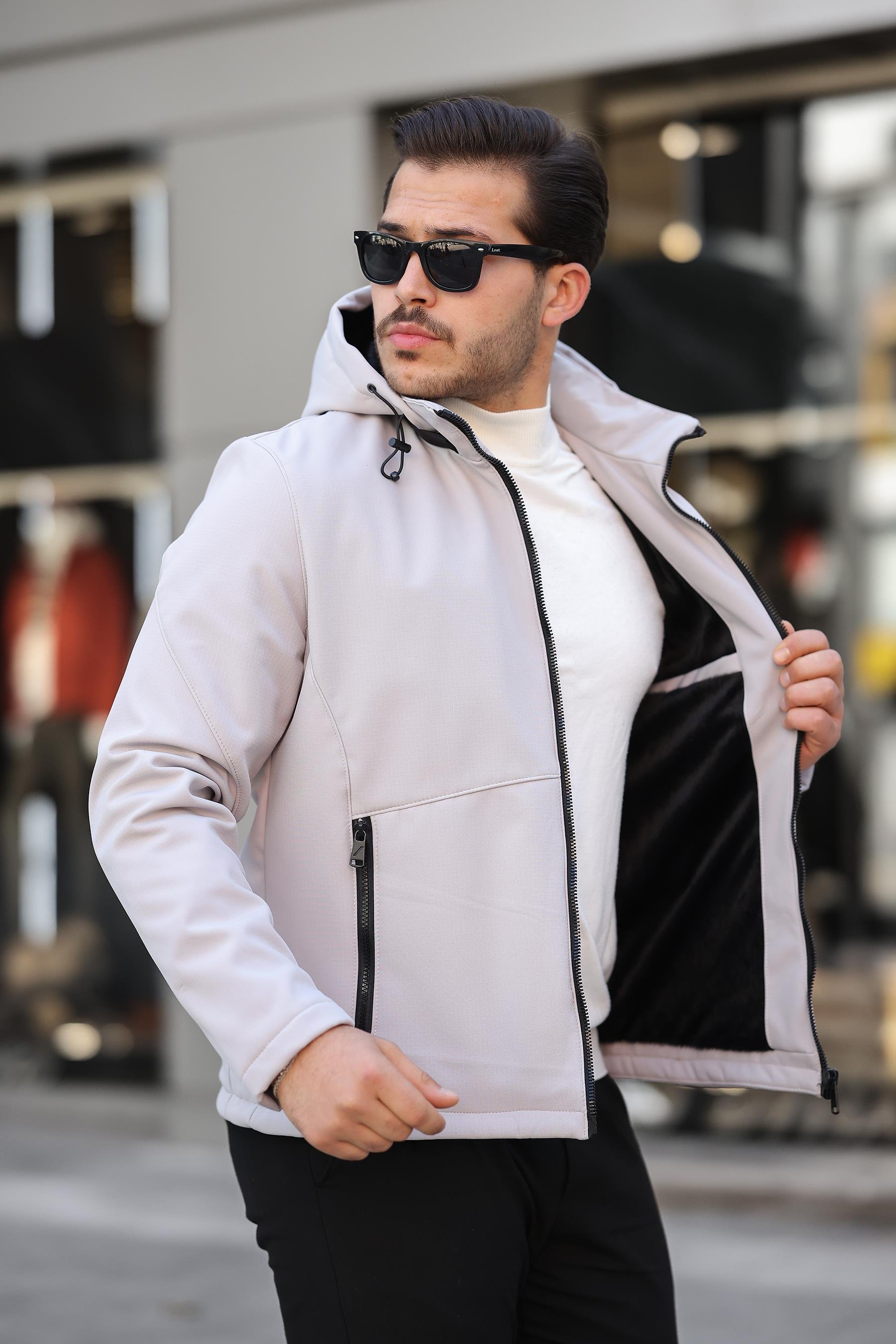 Softshell Su ve Rüzgar Geçirmez Mont