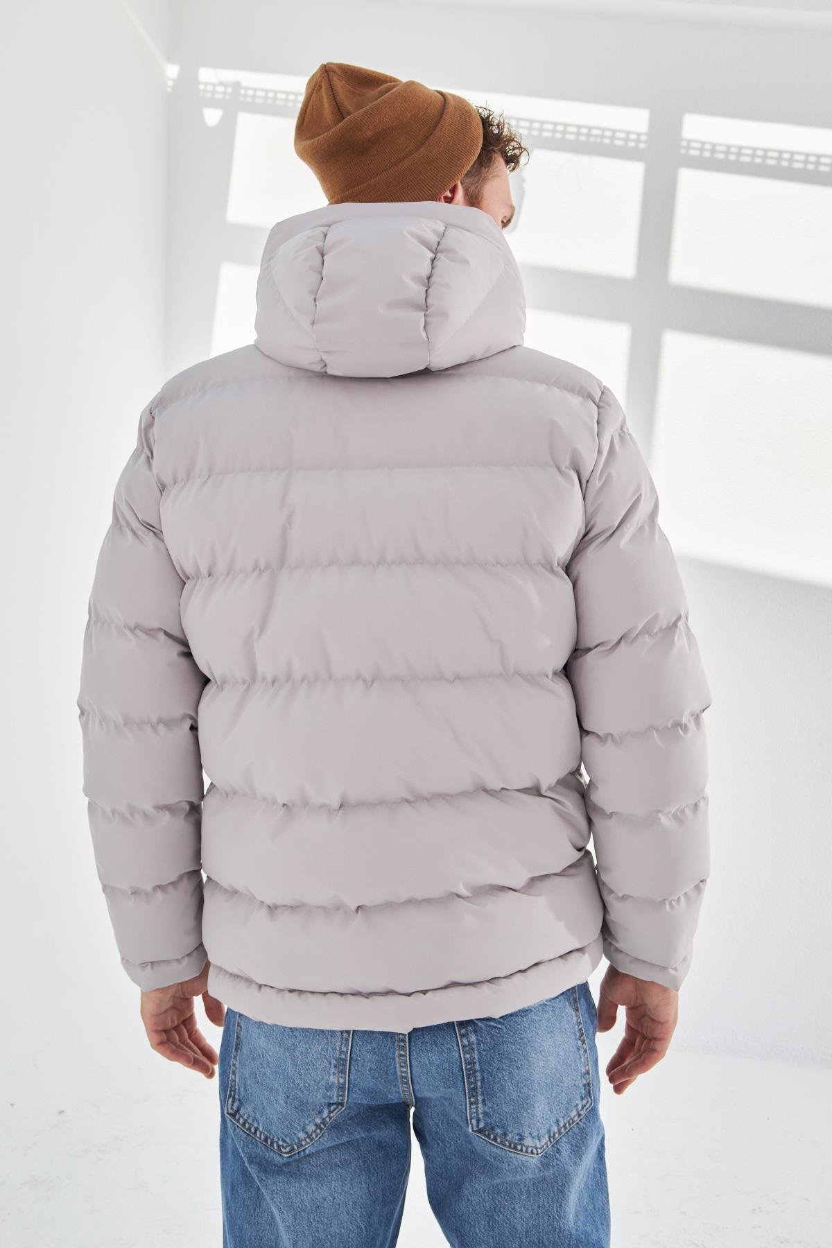 Su ve Rüzgar Geçirmez Erkek Kapüşonlu Şişme Mont