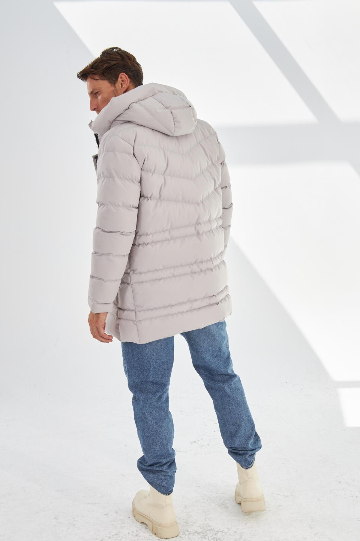 Su ve Rüzgar Geçirmez Erkek Kapüşonlu Şişme Mont