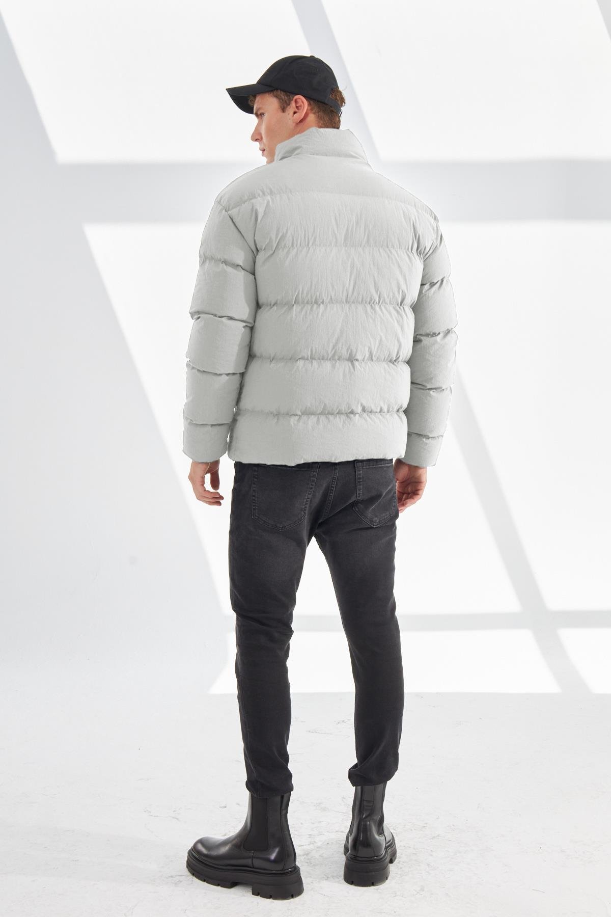 Su ve Rüzgar Geçirmez Erkek Şişme Mont