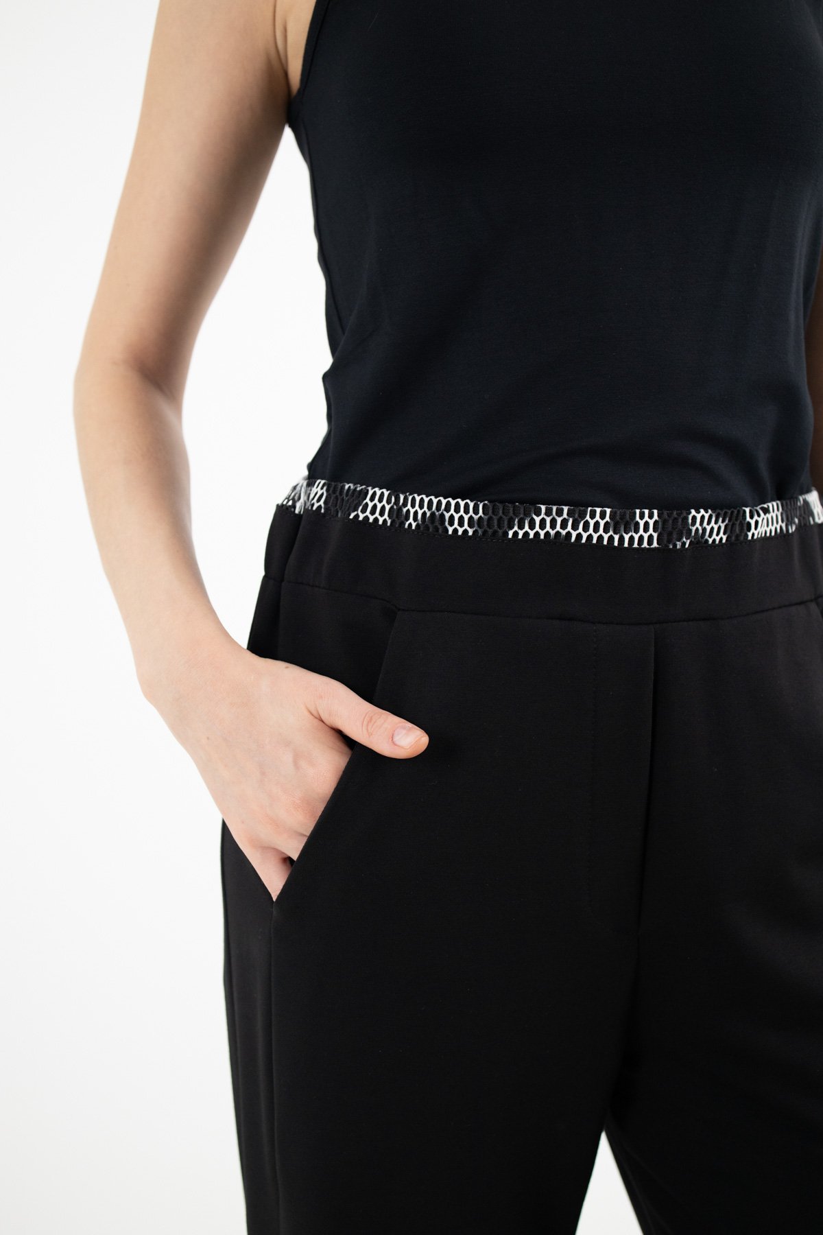 Bel File Detaylı Likralı Bol Paça Pantolon