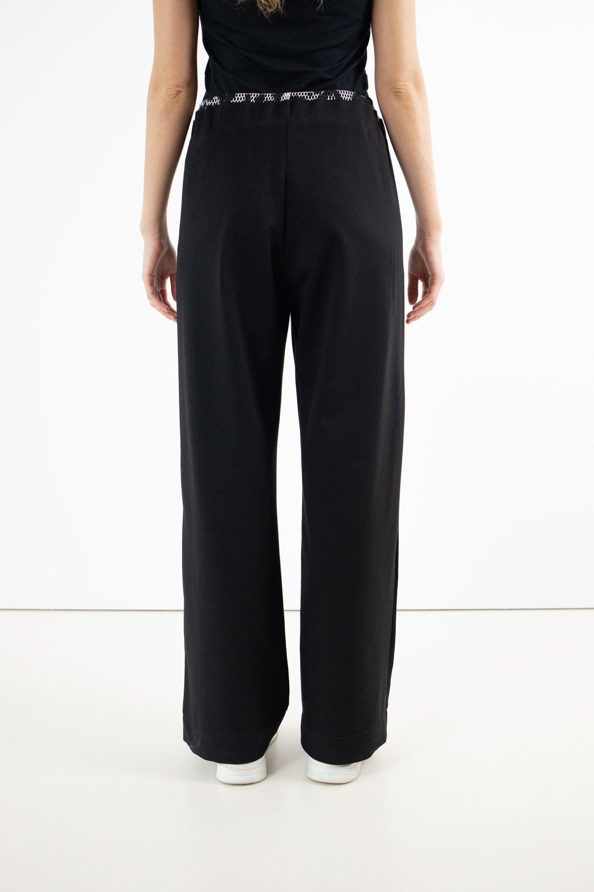 Bel File Detaylı Likralı Bol Paça Pantolon