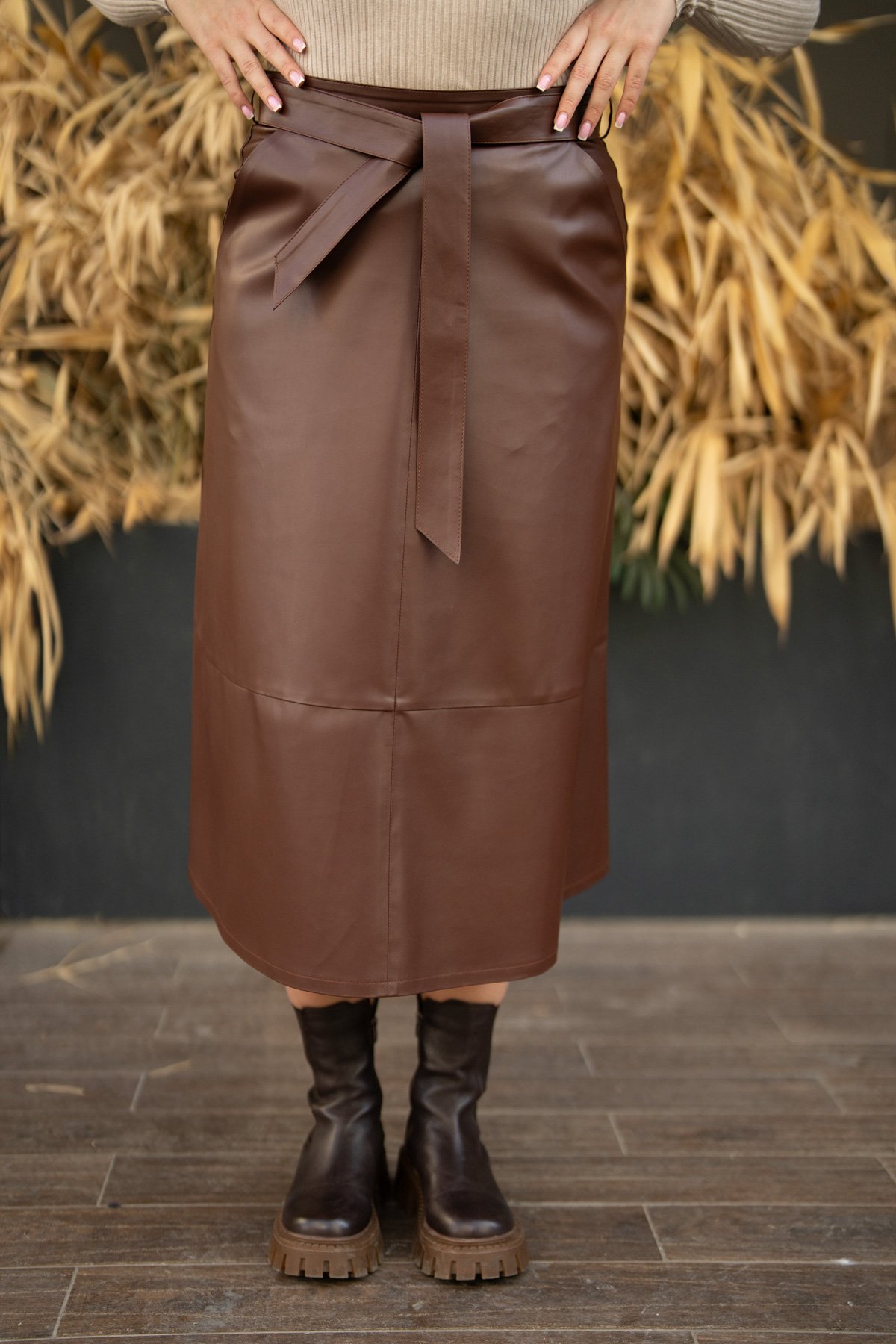 Bel Kemer Detaylı Cepli Deri Etek