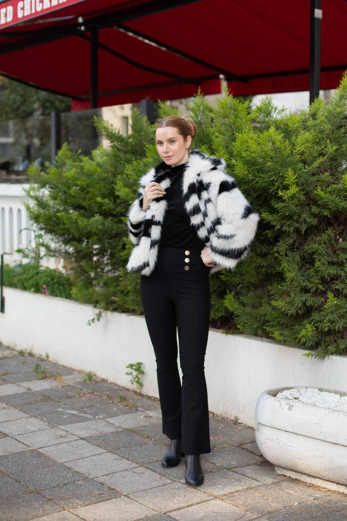 Bel Lastik Detay Düğmeli Pantolon