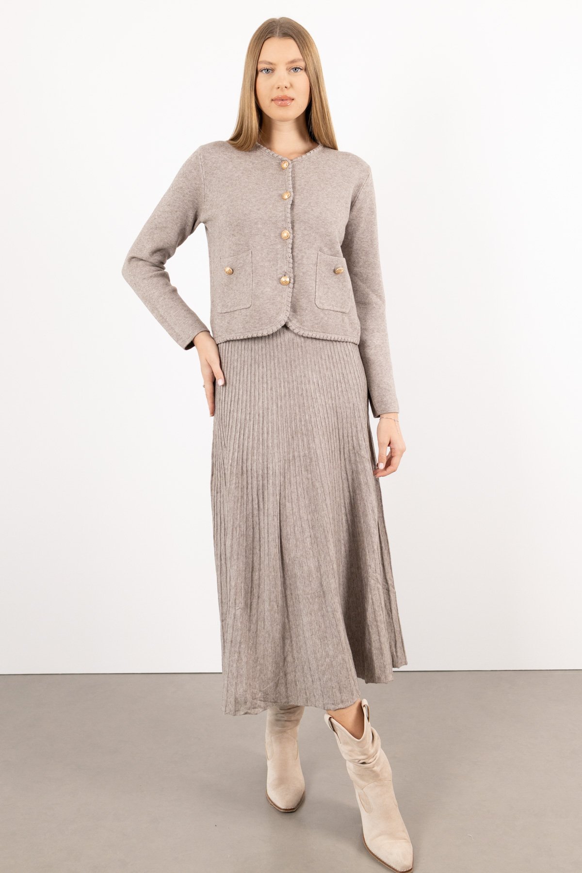 Bel Lastik Detaylı Çubuk Desenli Triko Etek