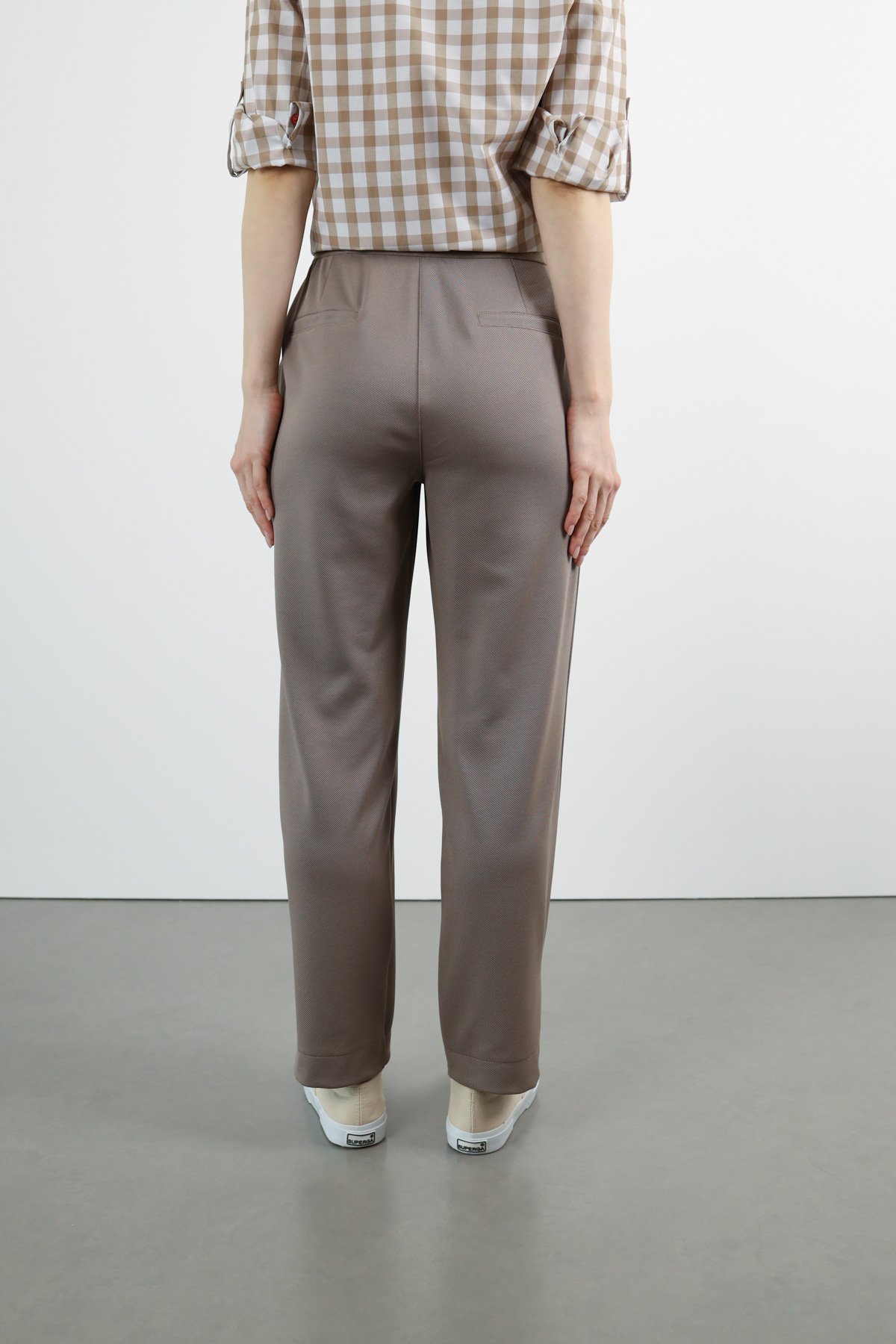 Bel Lastik Ve Yazı Detaylı Paça Çıtçıtlı Pantolon