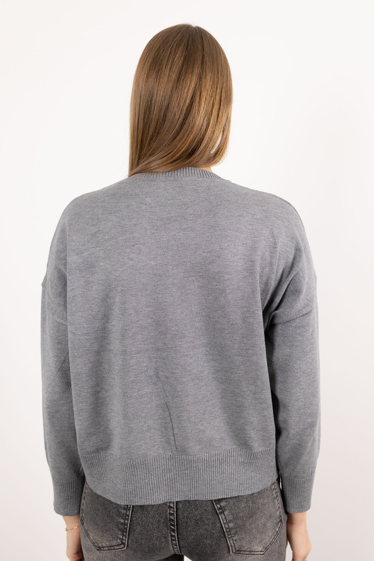 Bisiklet Yaka Detaylı Deri Desen İşlemeli Triko