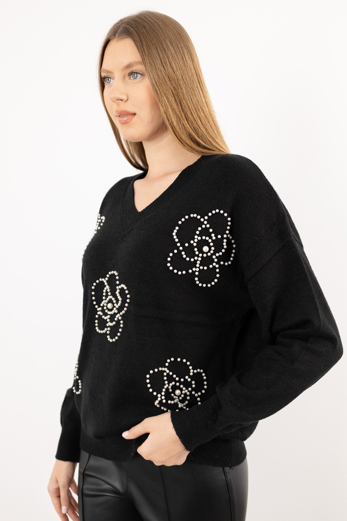 Boncuk İşleme Detay Triko