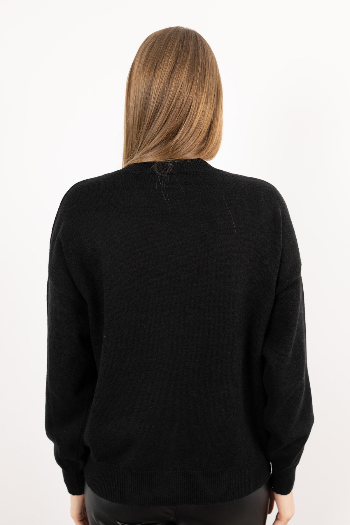 Boncuk İşleme Detay Triko