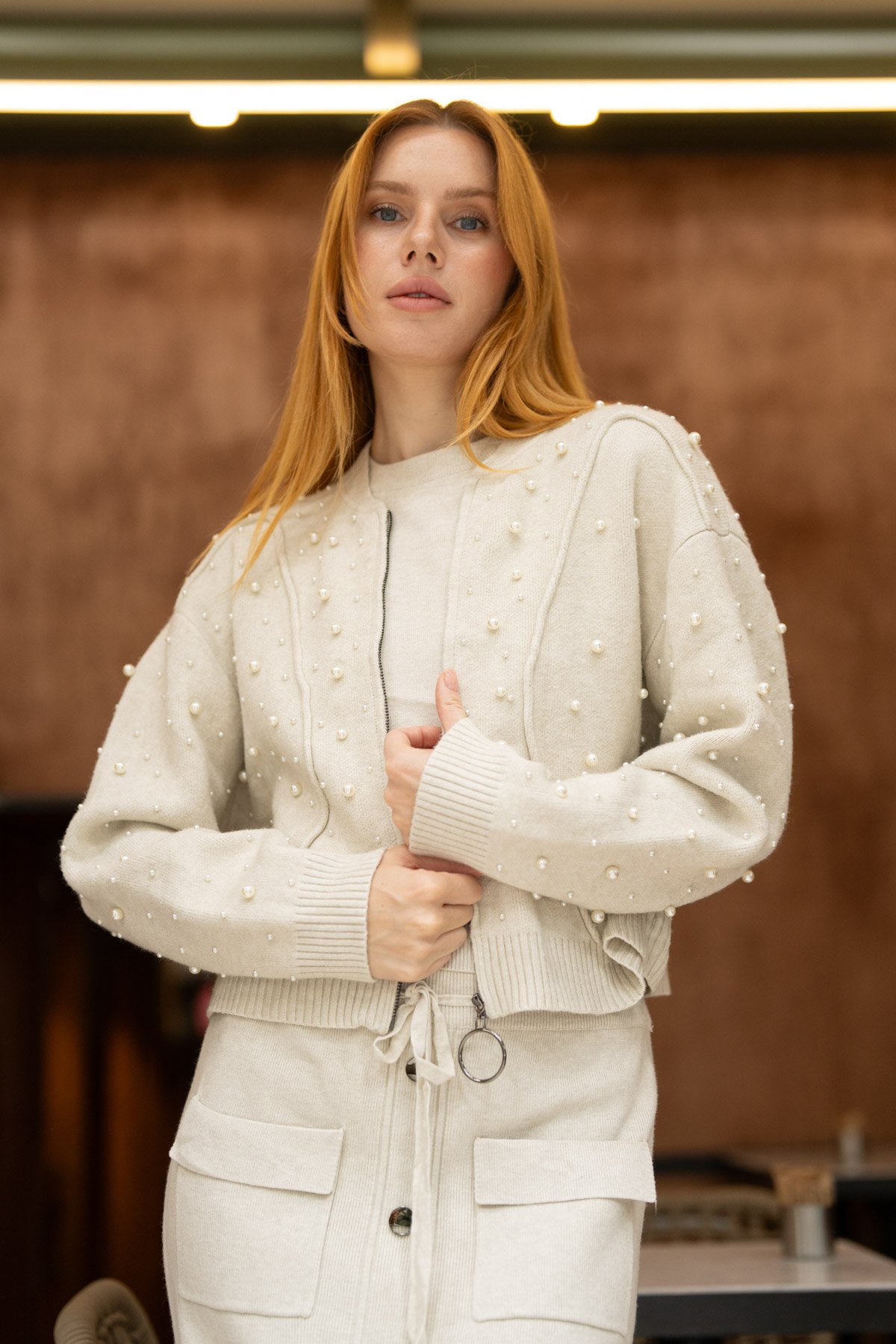 Boncuk İşleme Detay Triko Ceket