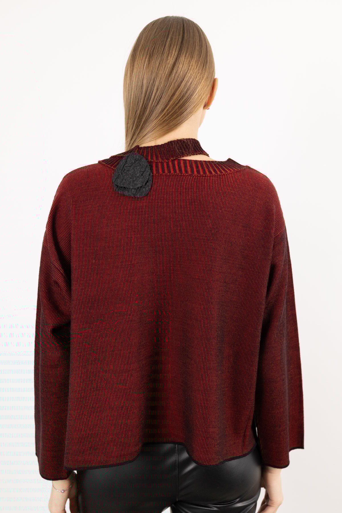 Boyun Kuşat Detay Kazak