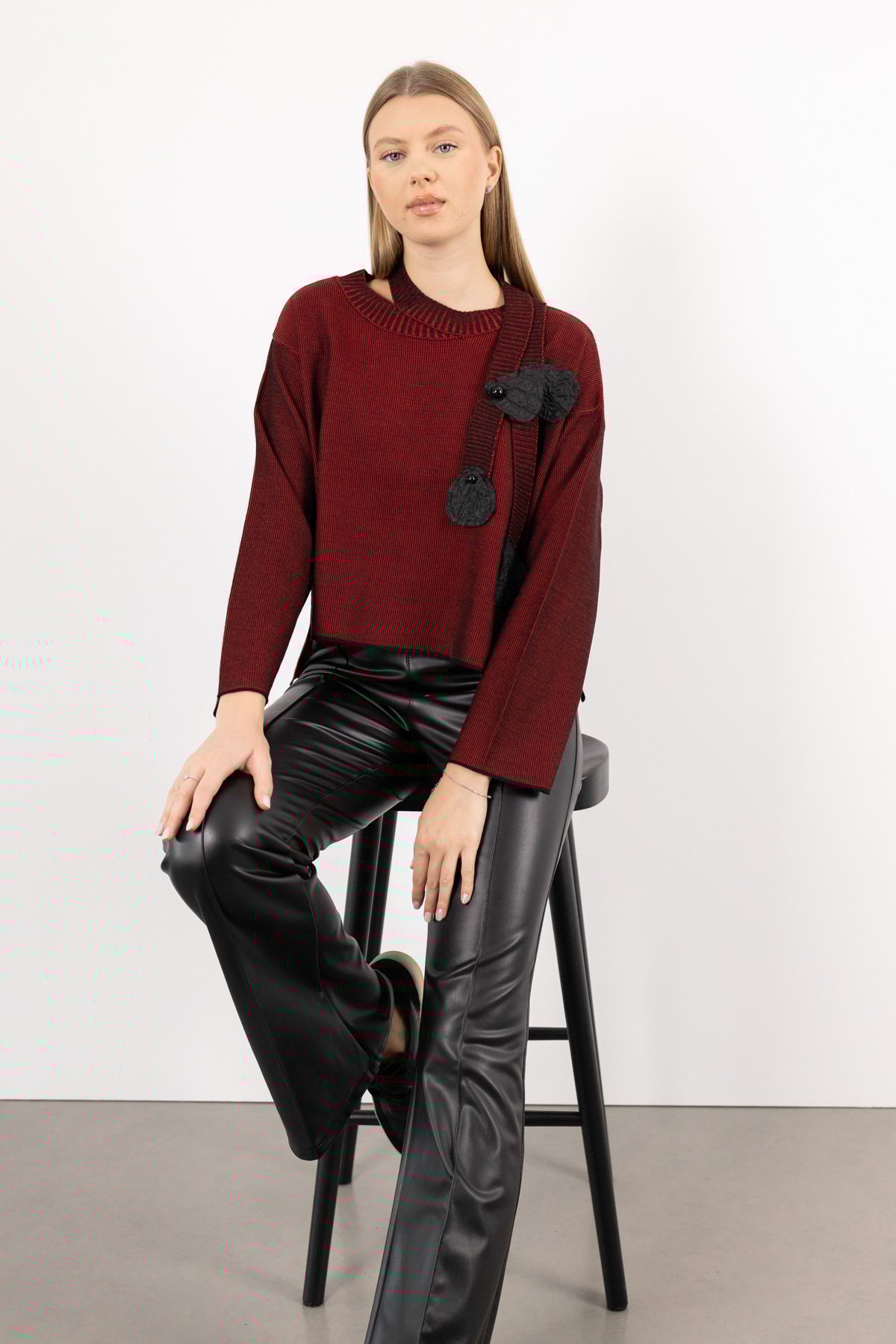 Boyun Kuşat Detay Kazak