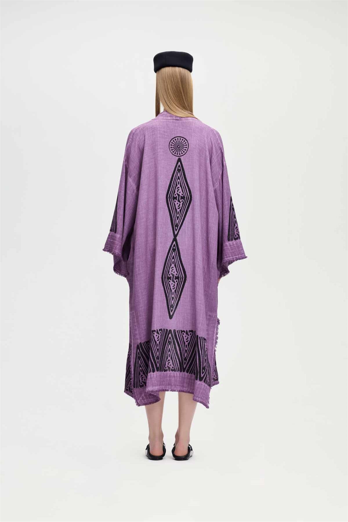 Crown Kimono
