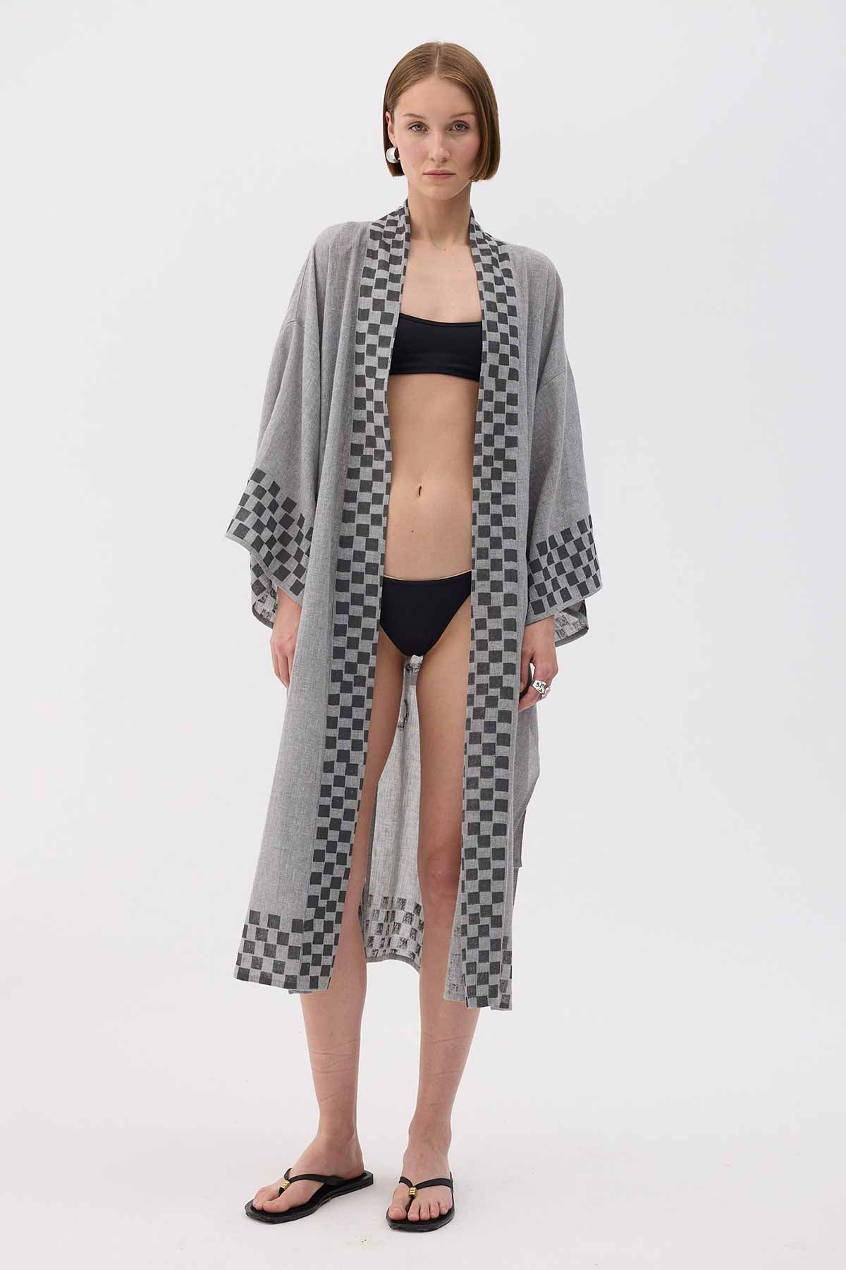 Dama Desenli Kimono
